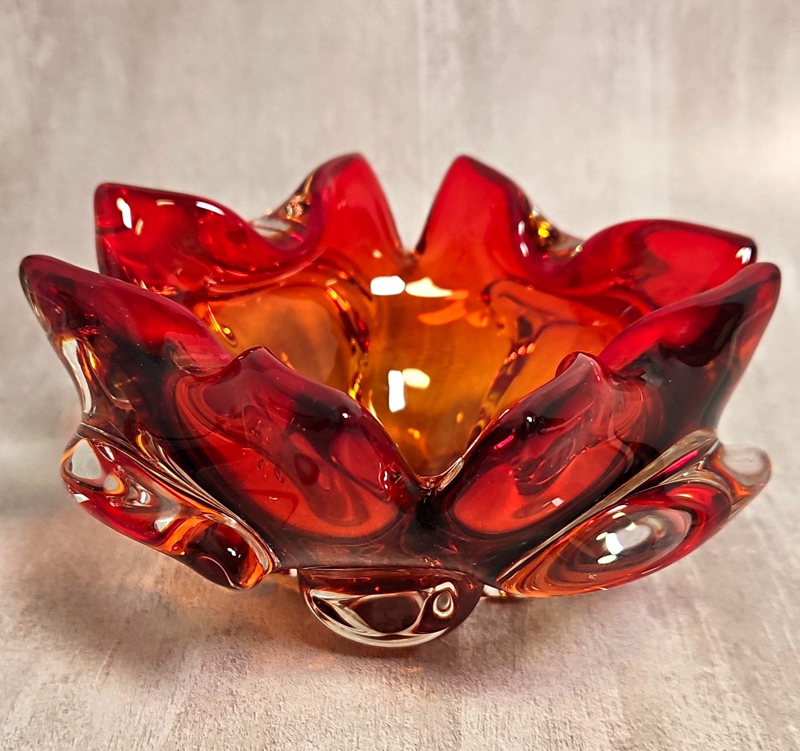 Vintage MCM Murano Art Glass Flame Bowl Red Amber Amberina Splash Ashtray 6" Vintage MCM Murano Art Glass Flame Bowl Red Amber Amberina Splash Ashtray 6"