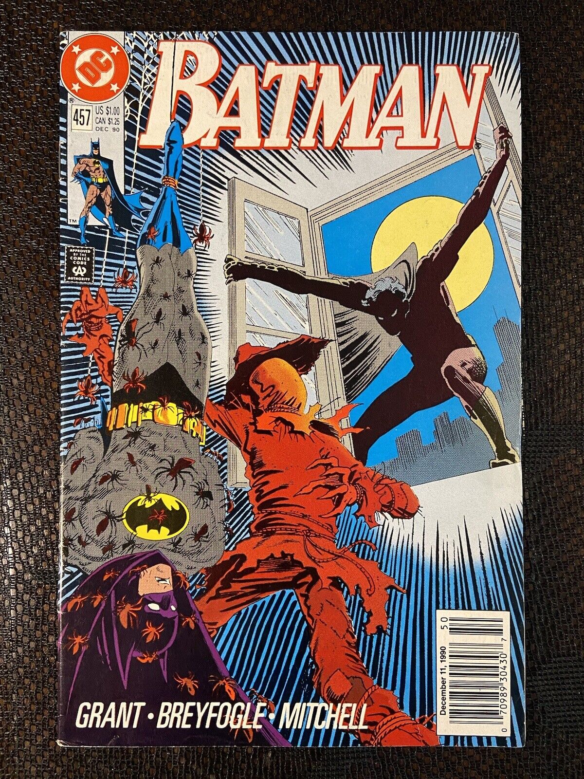 BATMAN #457 (1990) DEBUT OF TIM DRAKE’S NEW ROBIN COSTUME NEWSSTAND EDITION