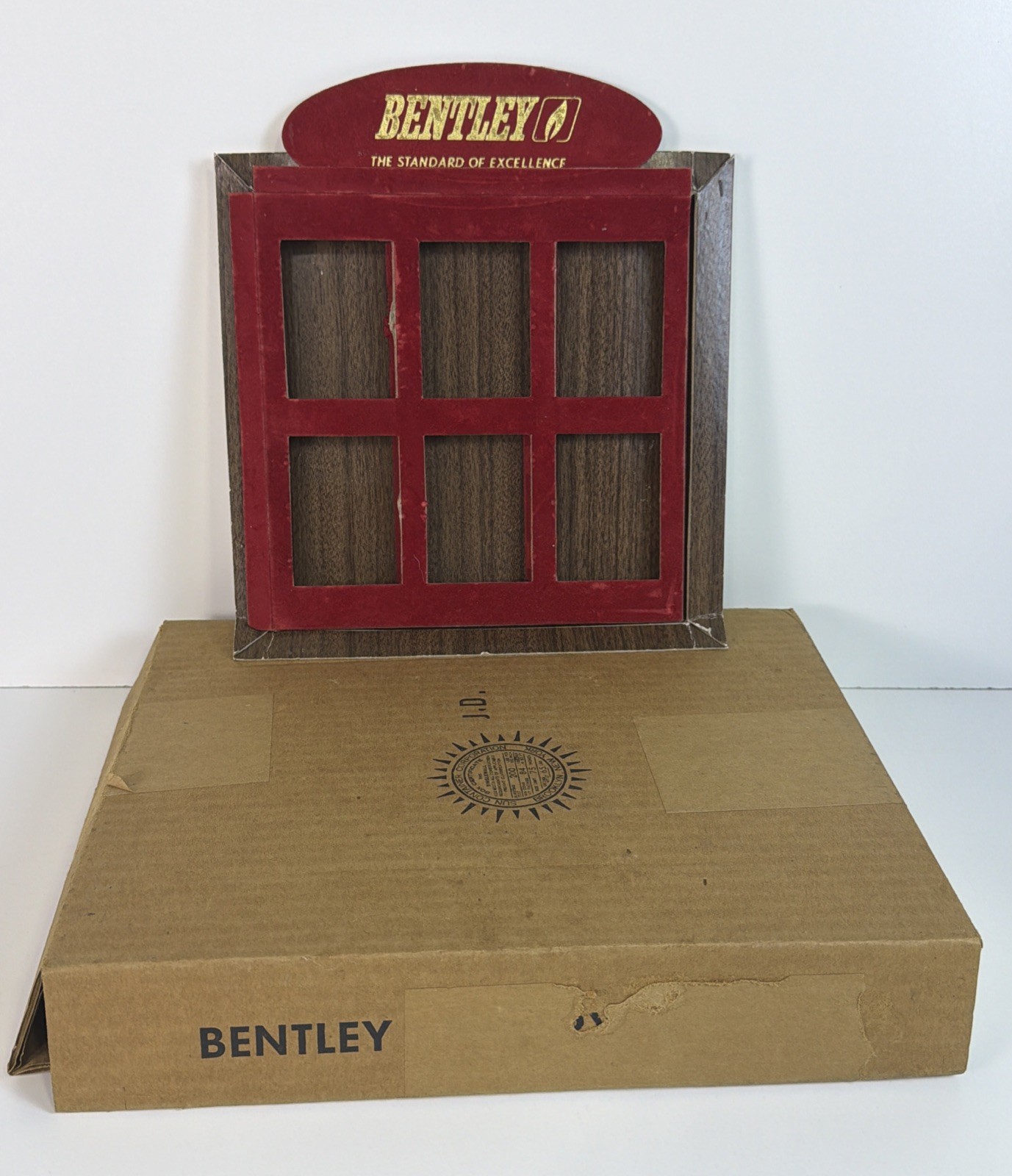 VTG BENTLEY Butane Automatic Pipe Lighter Store Display w/ Box 12x10” WOW RARE VTG BENTLEY Butane Automatic Pipe Lighter Store Display w/ Box 12x10” WOW RARE