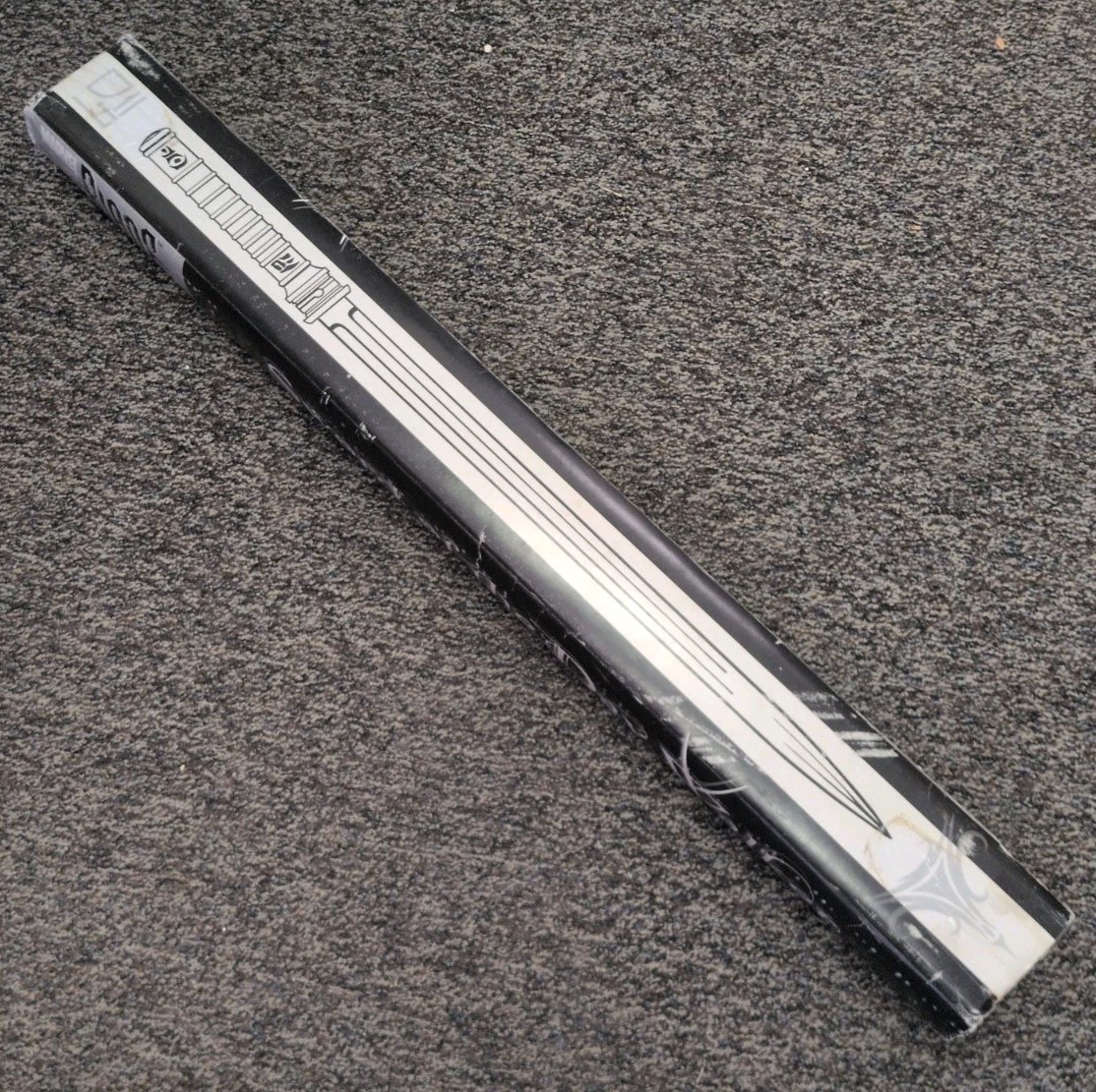 2000 United Cutlery Sword Of The Day Walker Marvel Blade UC1401 2000 United Cutlery Sword Of The Day Walker Marvel Blade UC1401