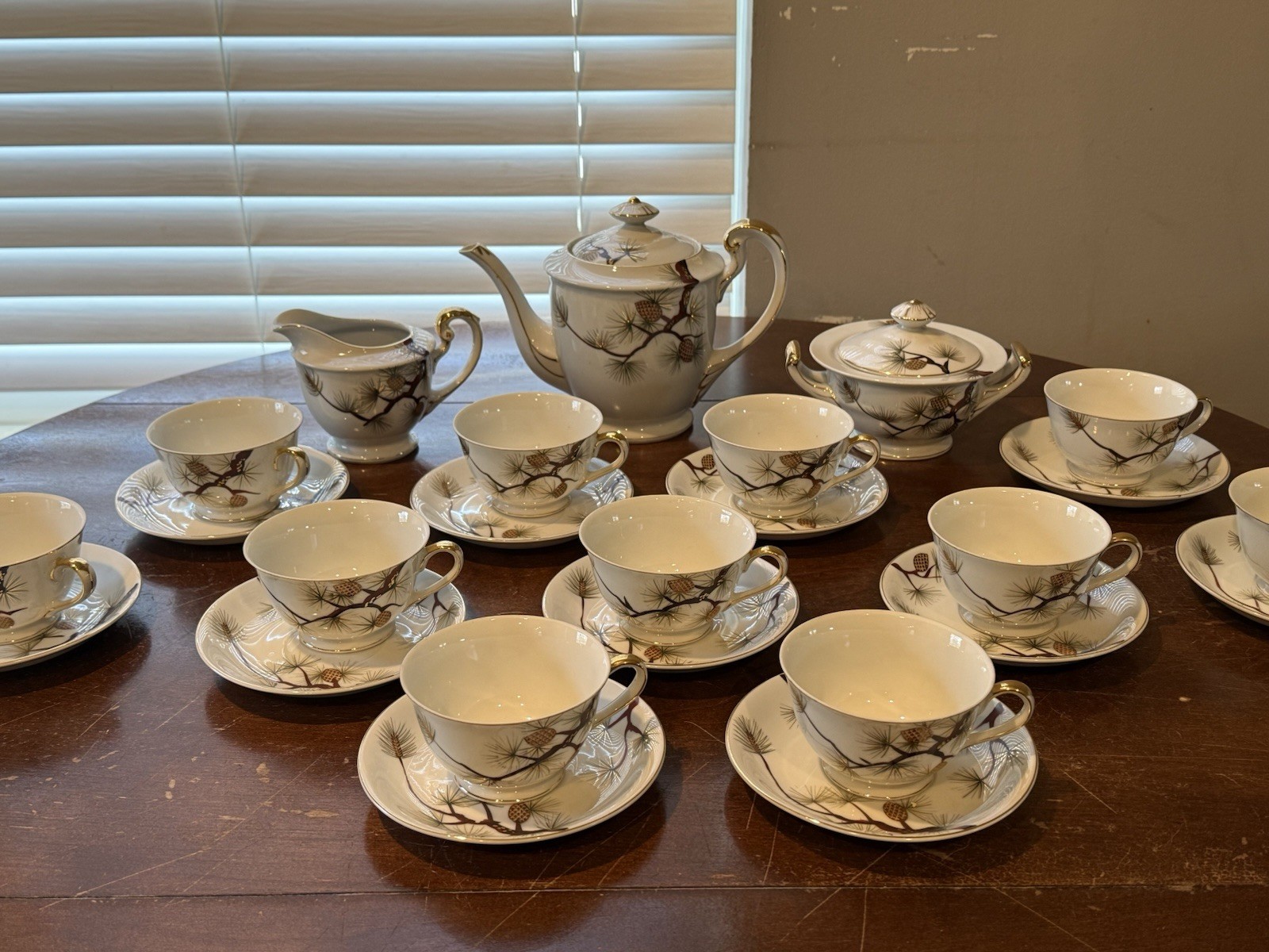Kutani Japanese Hand Painted Tea Set Pine Cone Motif Teapot Cups Creamer Sugar