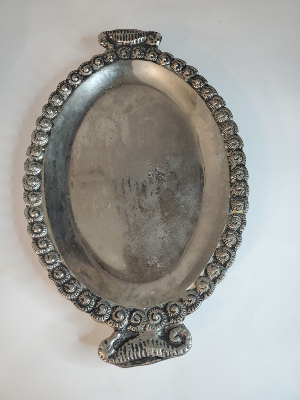 Stunning Silver Metal Alloy Sculpted Seahorse Handled Nautilus Framed Platter