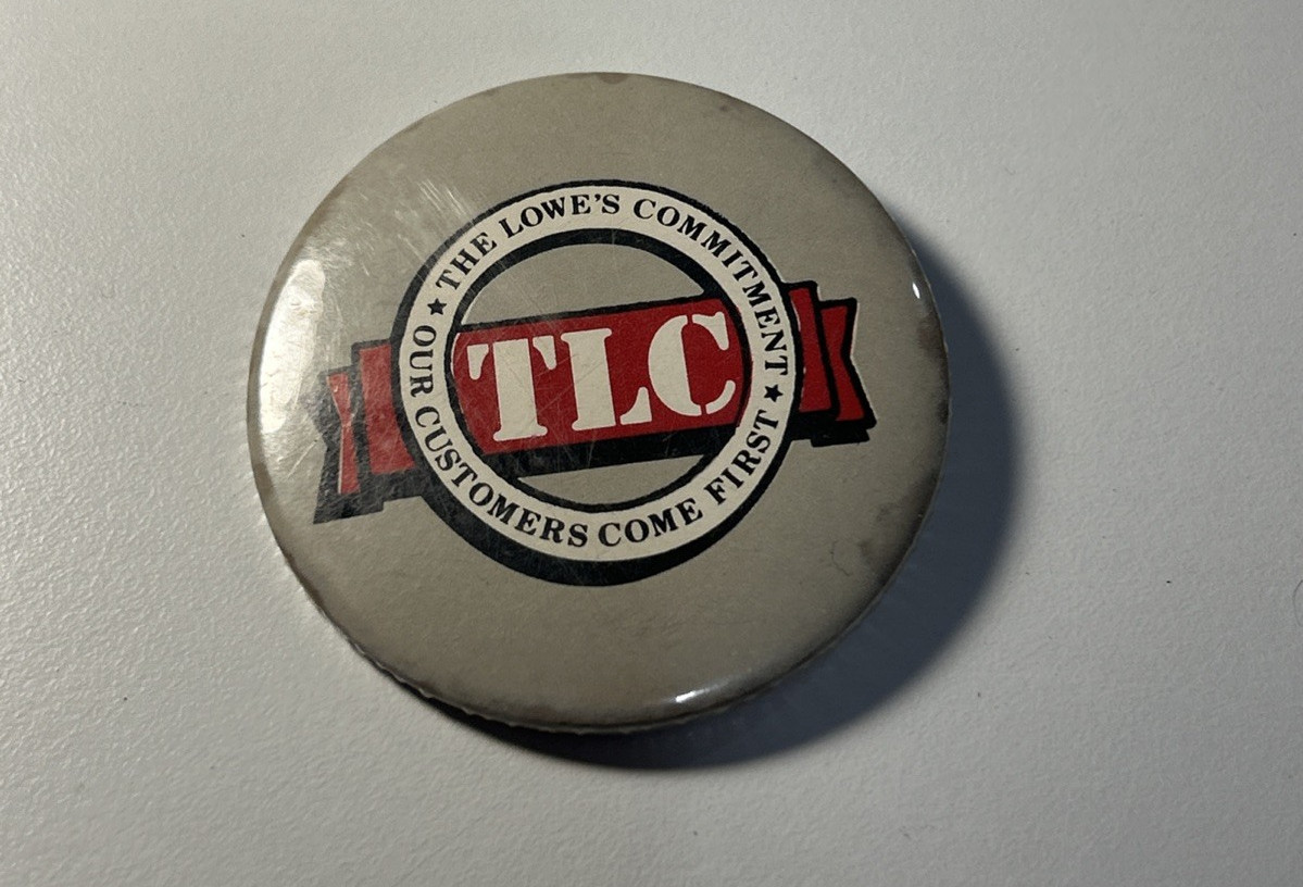 Vintage Lowe’s Pin