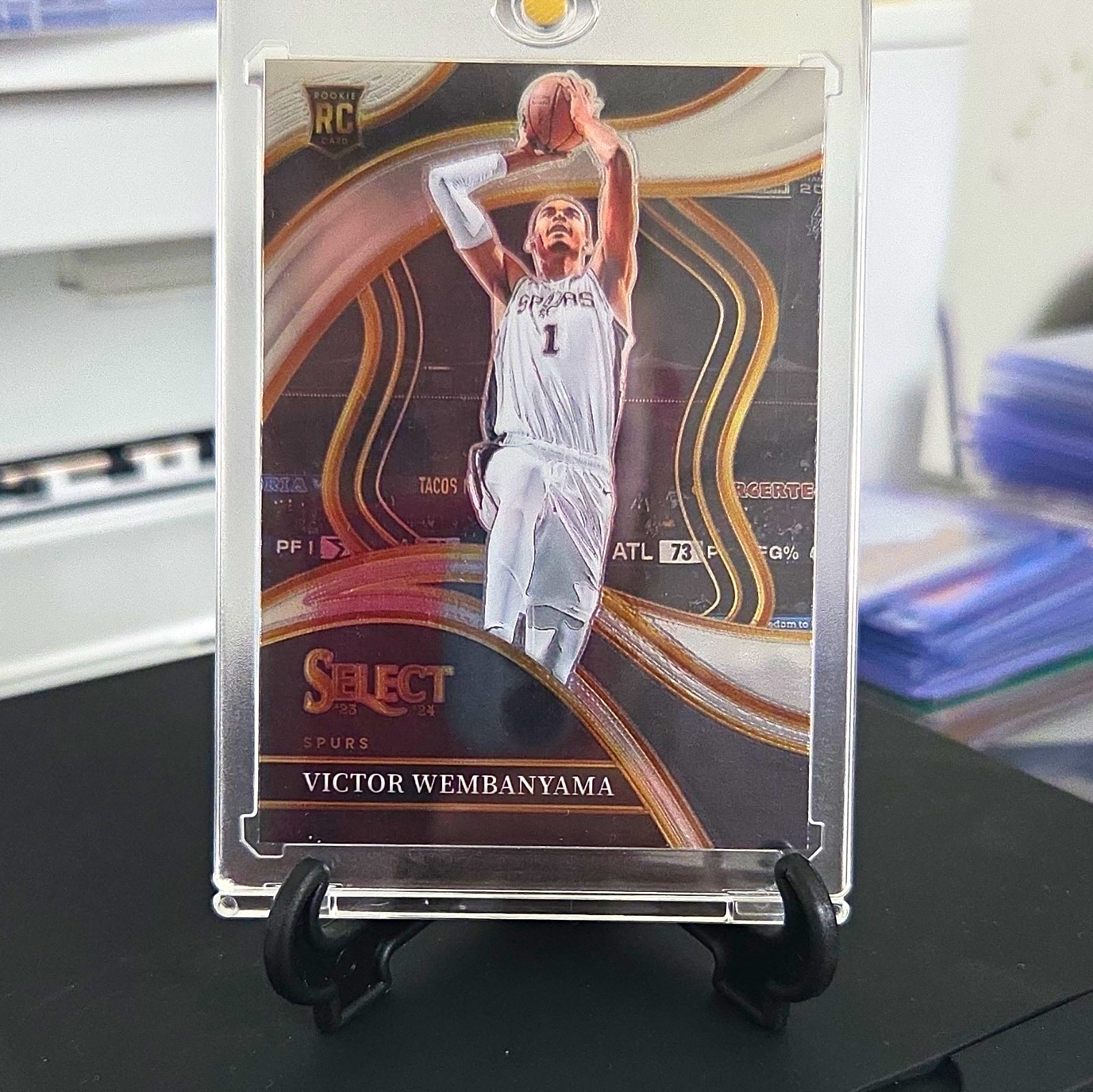 2023-24 Panini Select Basketball Victor Wembanyama Rookie Courtside #288 2023-24 Panini Select Basketball Victor Wembanyama Rookie Courtside #288