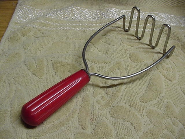 Vintage ANDROCK Potato Masher Kitchen Utensil SHINY BIG RED Bakelite Handle
