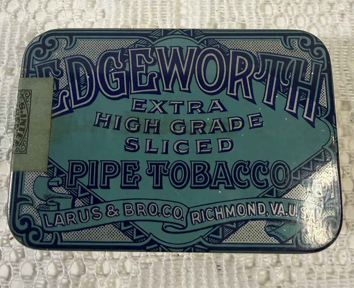 Tobacco Tin / EDGEWORTH Extra High Grade Pipe Tobacco / Larus & Bro Richmond VA Tobacco Tin / EDGEWORTH Extra High Grade Pipe Tobacco / Larus & Bro Richmond VA