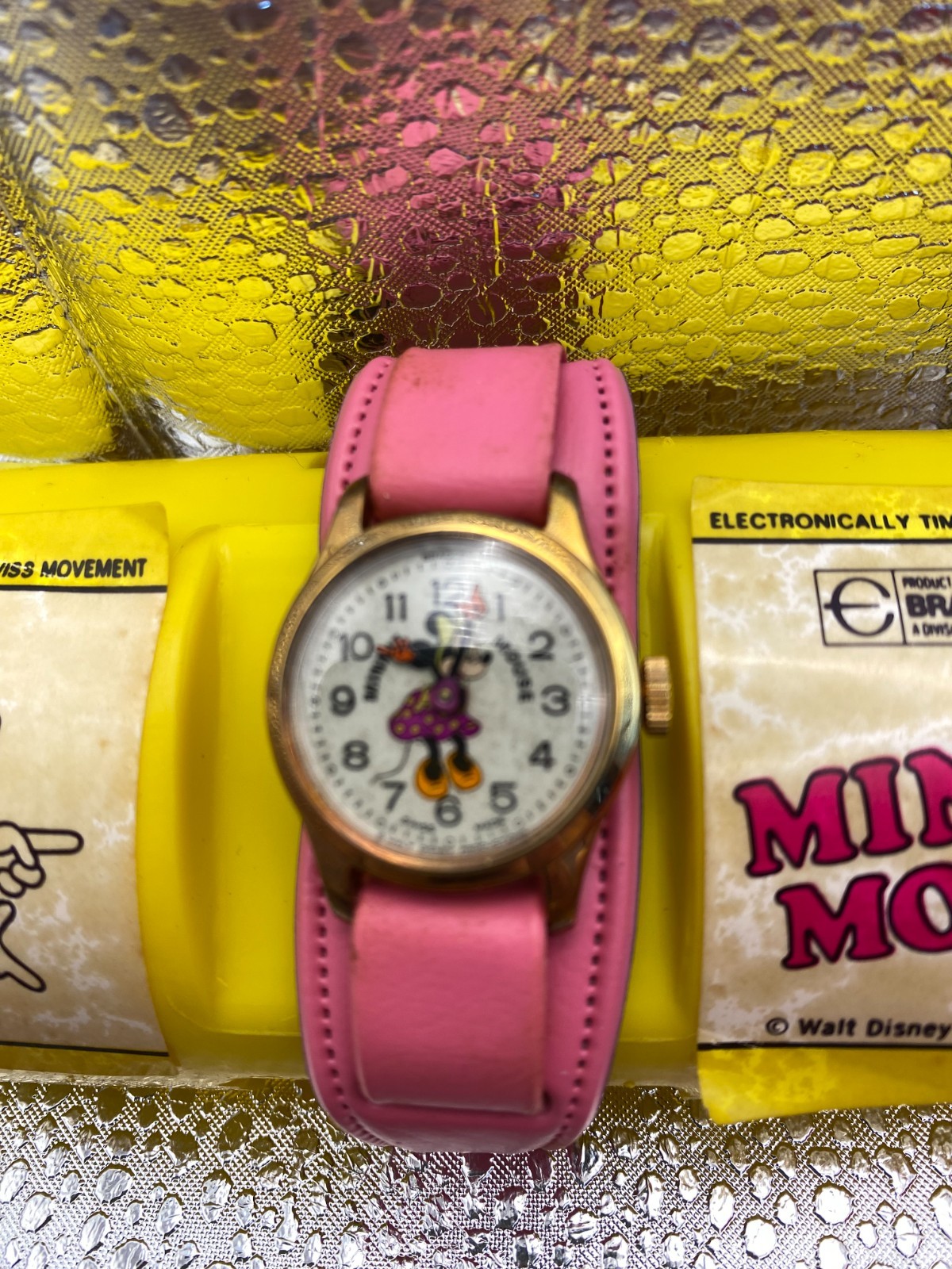 Minnie Mouse, NEW, Vintage, 1970's Walt Disney Productions, Bradley Time Watch