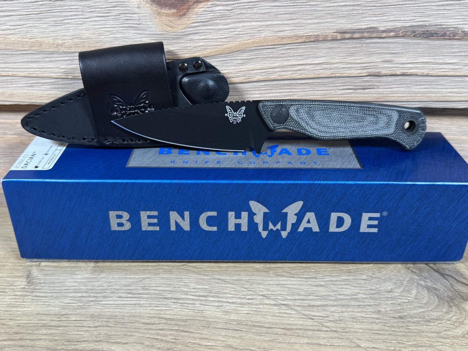 Benchmade Dacian Fixed Blade 3.54" Black Canvas Micarta Black Sheath 203BK-02 Benchmade Dacian Fixed Blade 3.54" Black Canvas Micarta Black Sheath 203BK-02