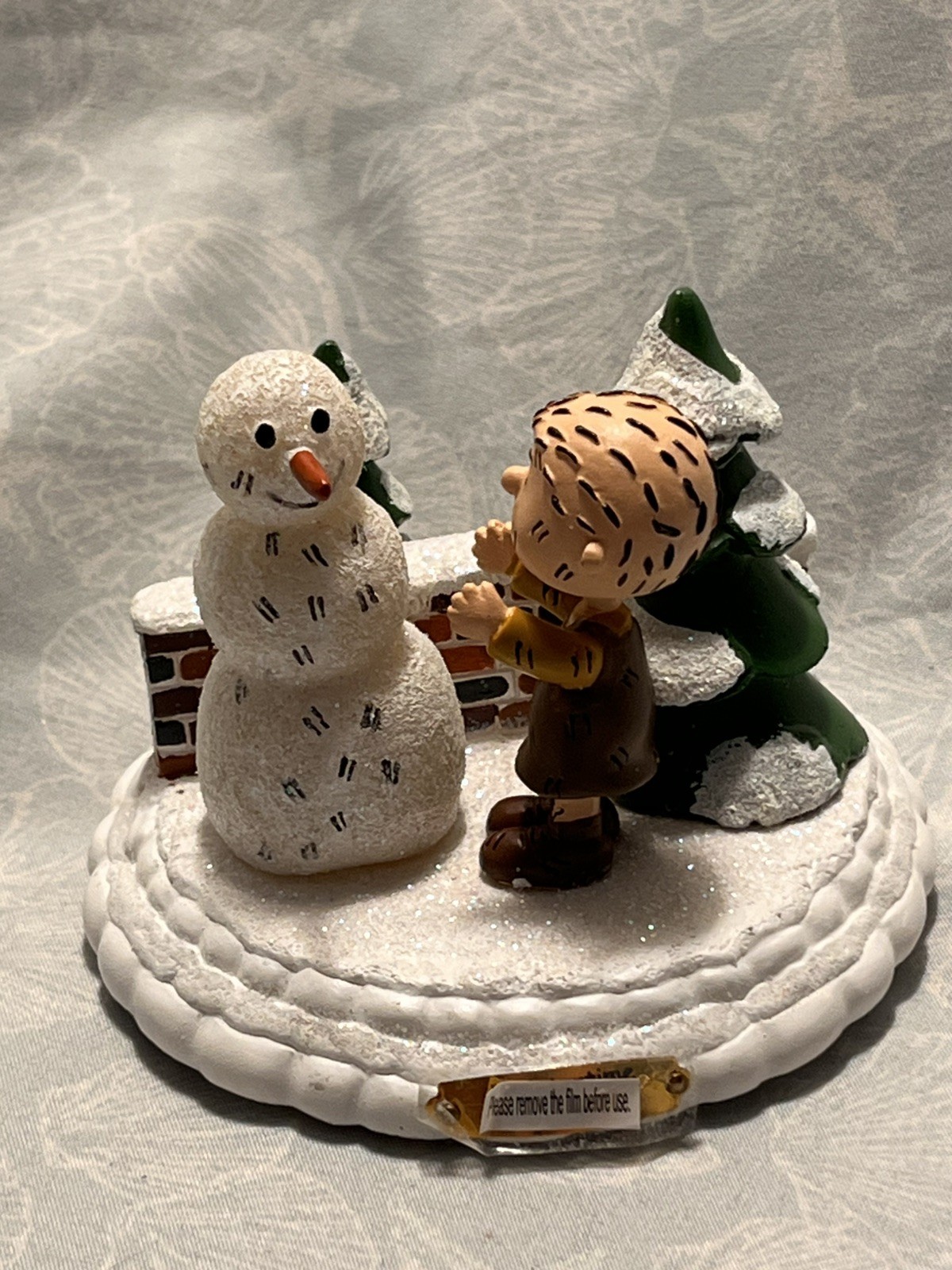 Hawthorne Village Peanuts Pigpen Very Merry Christmas Figurine "Winter Time Fun" Hawthorne Village Peanuts Pigpen Very Merry Christmas Figurine "Winter Time Fun"