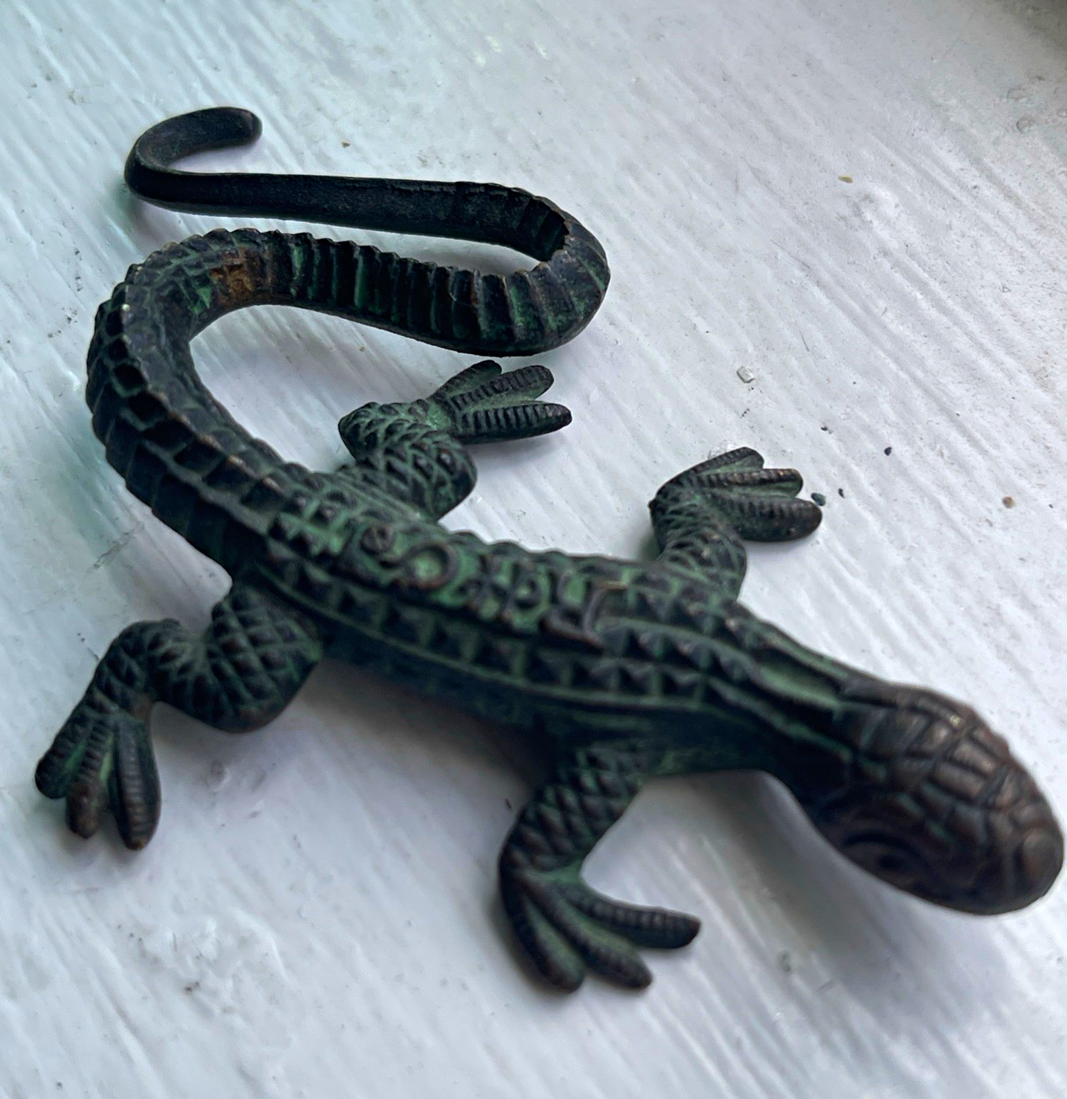 Antique Reading Hardware Co RH Co Bronze Lizard Paperweight Figural Desk Weight Antique Reading Hardware Co RH Co Bronze Lizard Paperweight Figural Desk Weight