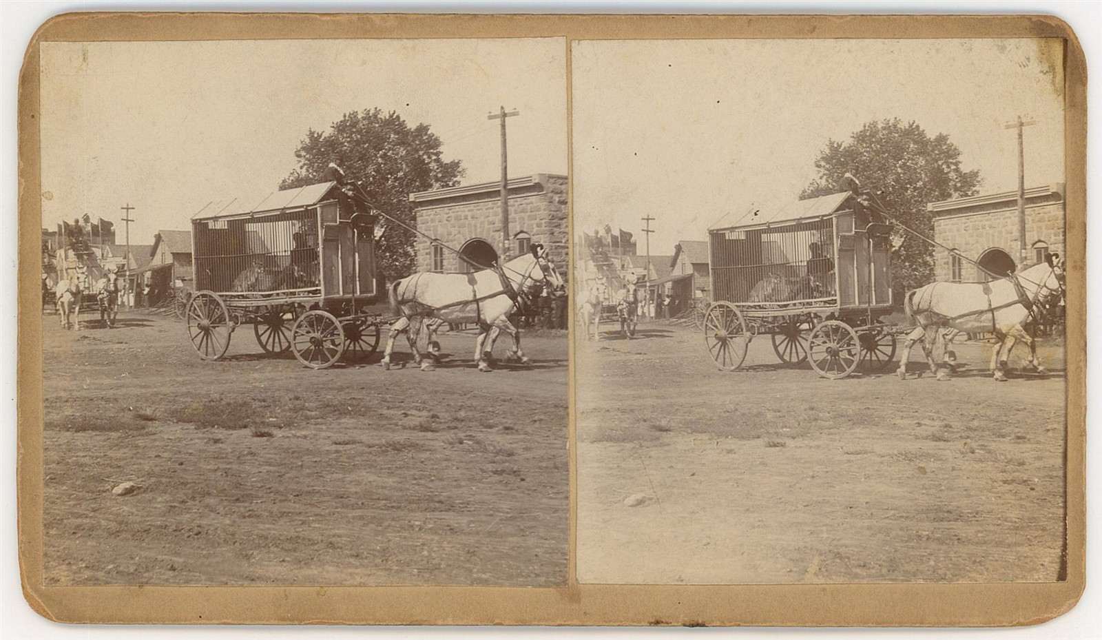 KANSAS STEREOVIEW - Osage City - Circus Wagon - 1880s RARE KANSAS STEREOVIEW - Osage City - Circus Wagon - 1880s RARE