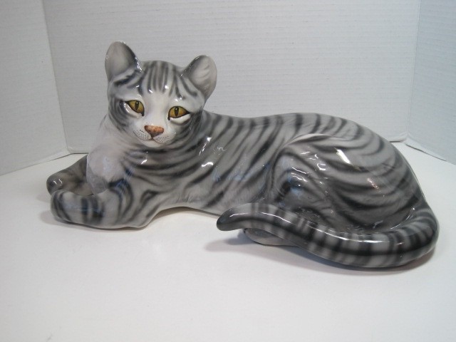 Large Vintage Mid 20th Century Ronzan Ceramic Gray Tabby Cat Italy Signed 16" Large Vintage Mid 20th Century Ronzan Ceramic Gray Tabby Cat Italy Signed 16"