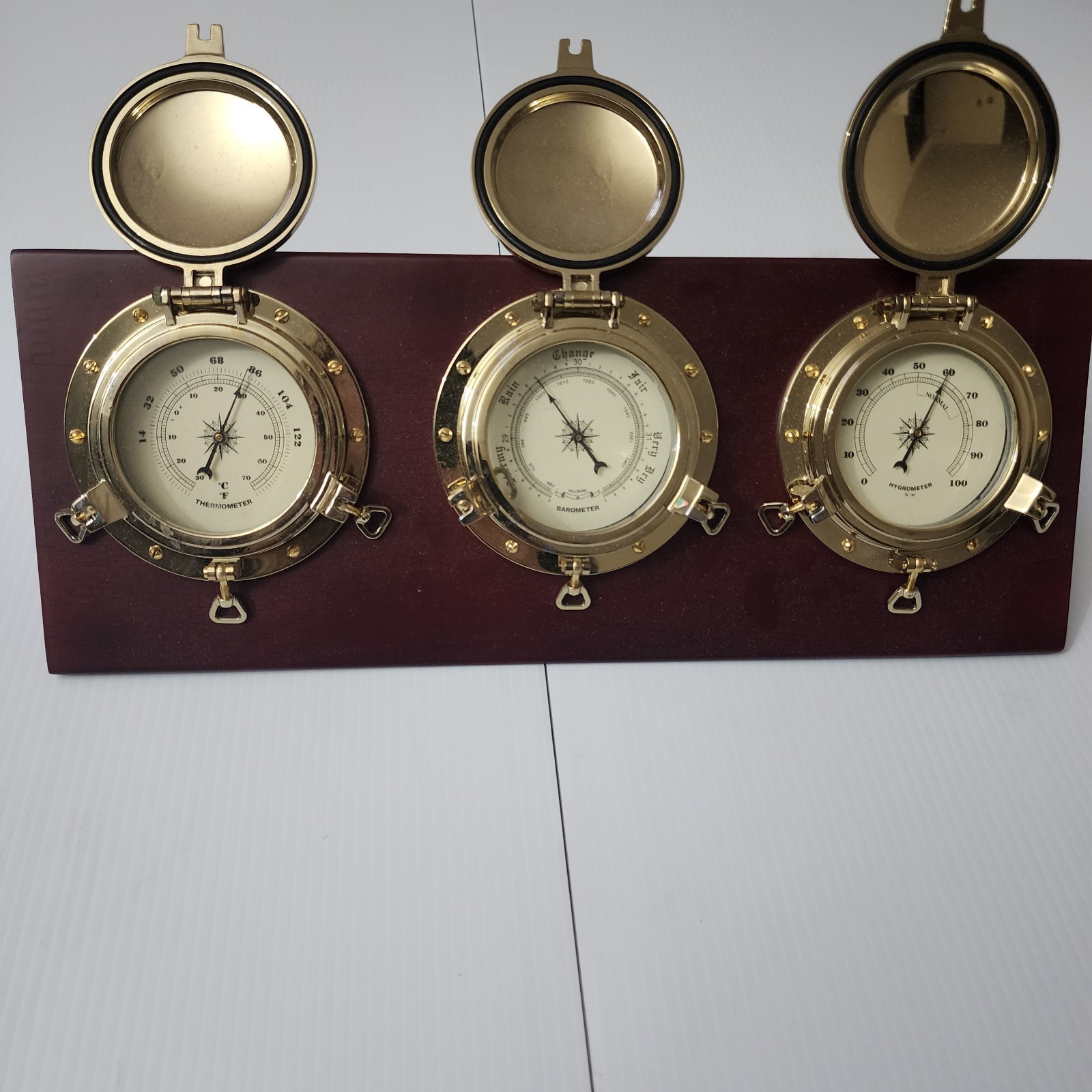 Ambient Weather WS-GL026 Porthole Collection Weather Center New Ambient Weather WS-GL026 Porthole Collection Weather Center New
