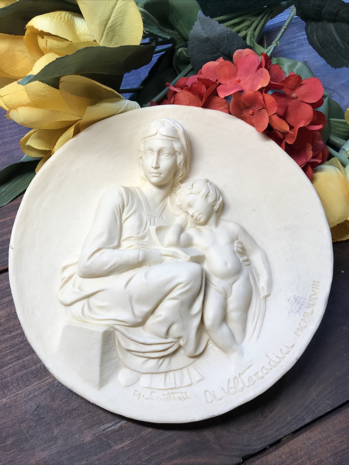 c.1978 VTG PENSIVE MADONNA 8-1/2" Alabaster Plate Di Volteradici /Santini ITALY c.1978 VTG PENSIVE MADONNA 8-1/2" Alabaster Plate Di Volteradici /Santini ITALY