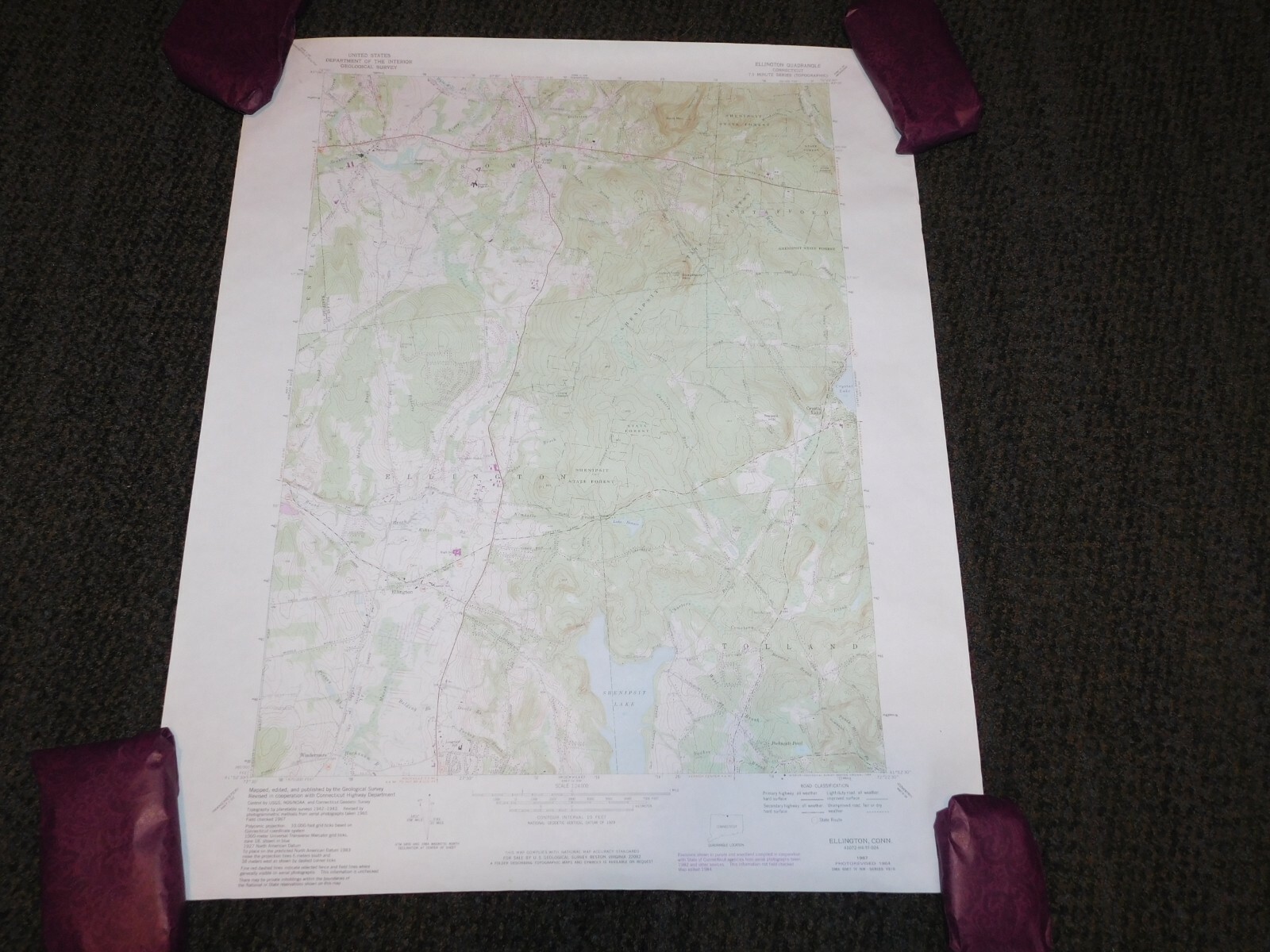 VINTAGE 27" X 22" 1984 ELLINGTON CONNECTICUT GEOLOGICAL SURVEY TOPOGRAPHIC MAP VINTAGE 27" X 22" 1984 ELLINGTON CONNECTICUT GEOLOGICAL SURVEY TOPOGRAPHIC MAP