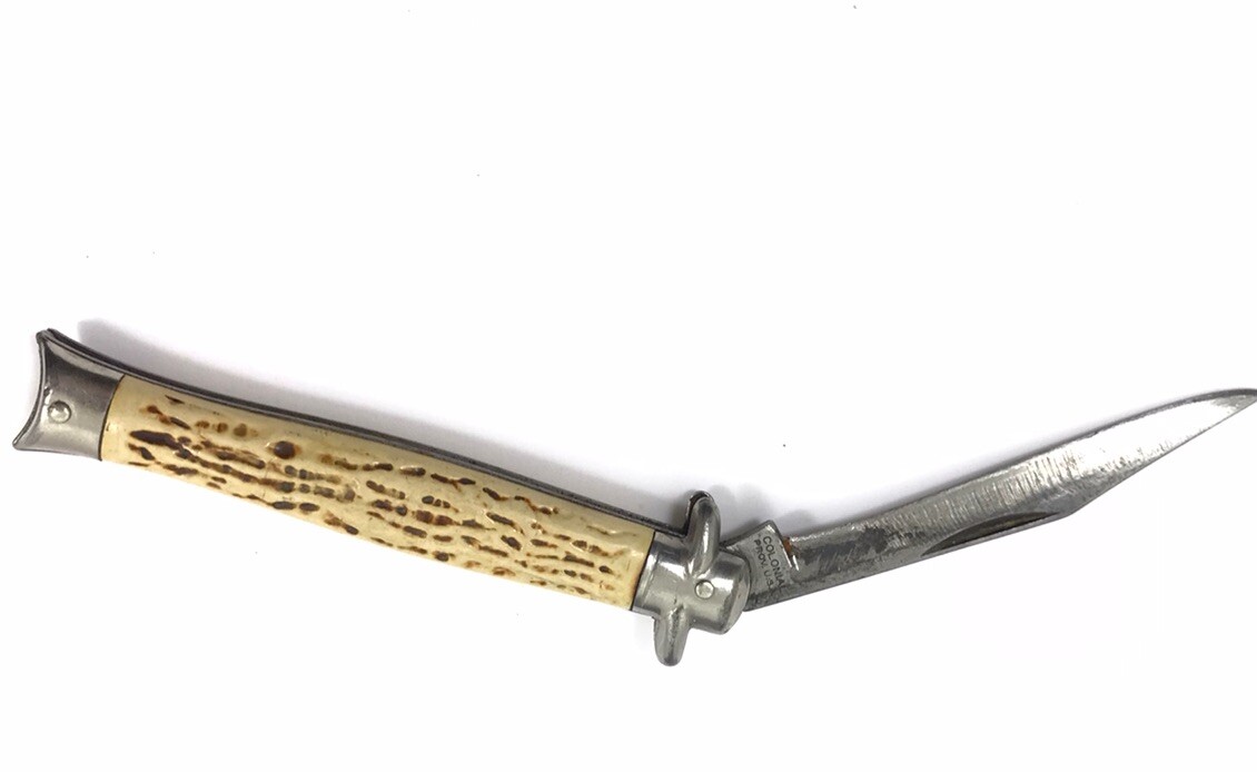 Vintage Colonial USA Made FishTail Folding Pocket Knife Worn Blade 2449-MO Vintage Colonial USA Made FishTail Folding Pocket Knife Worn Blade 2449-MO