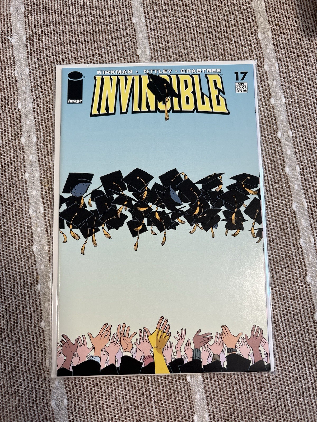 Invincible #17 Low Print Run Kirkman & Ottley Image Comics 2004 Invincible #17 Low Print Run Kirkman & Ottley Image Comics 2004