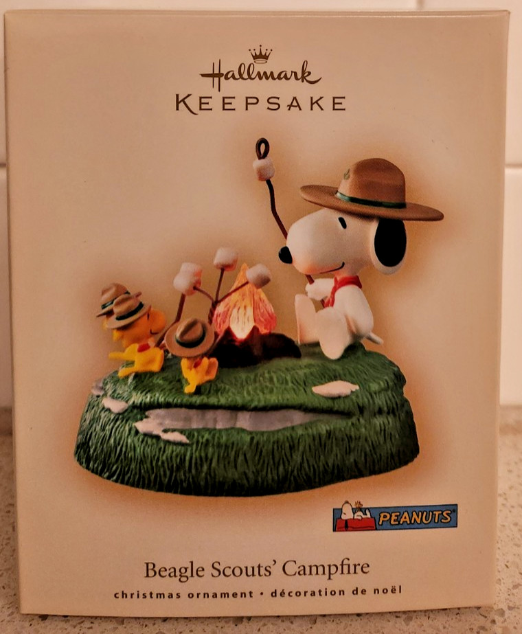 *NEW* 2007 HALLMARK PEANUTS BEAGLE SCOUTS CAMPFIRE ORNAMENT *NEW* 2007 HALLMARK PEANUTS BEAGLE SCOUTS CAMPFIRE ORNAMENT