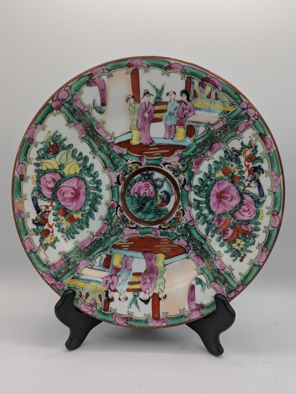 Vtg Chinese Famille Rose Medallion Hand-Painted 10" Dinner Plate, Stamped, Mint Vtg Chinese Famille Rose Medallion Hand-Painted 10" Dinner Plate, Stamped, Mint