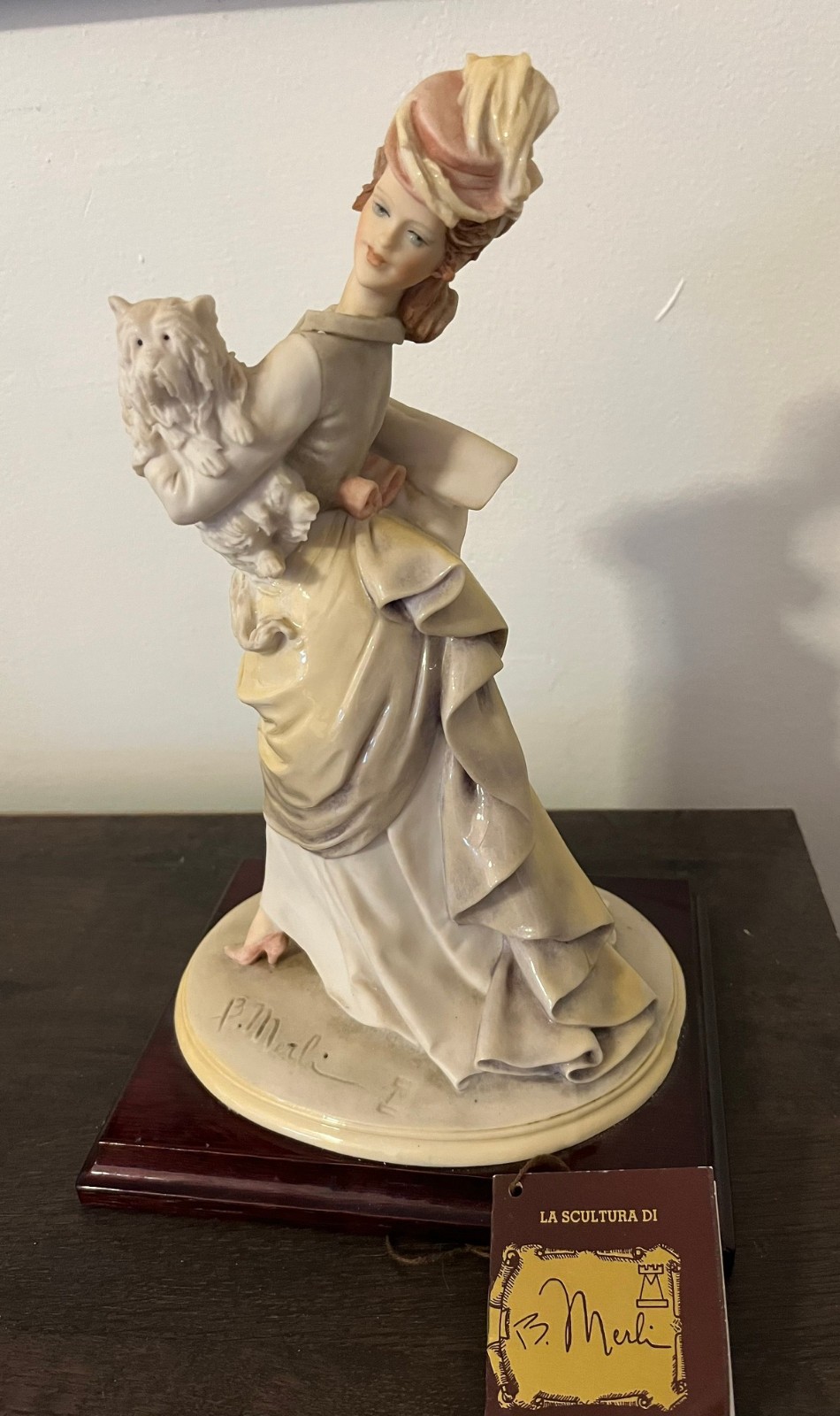 Capodimonte B. Merli Lady with Dog Porcelain Figurine w/authenticity leaflet Capodimonte B. Merli Lady with Dog Porcelain Figurine w/authenticity leaflet