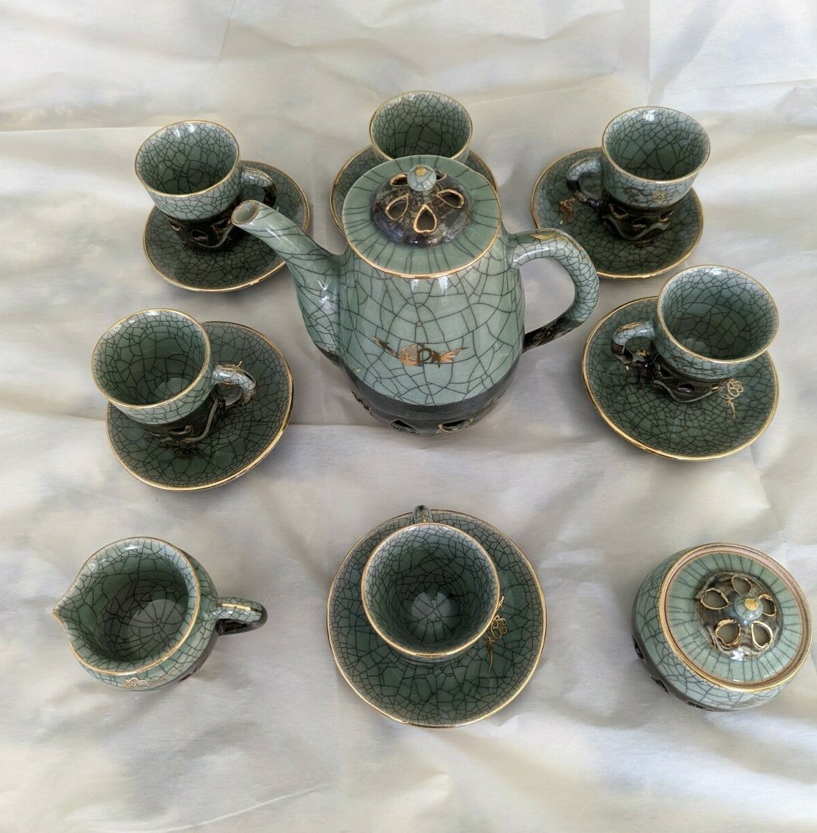 Vintage 15 pc Somaware Somayaki Japanese Tea Set Green Crackle Glaze Gold Horse Vintage 15 pc Somaware Somayaki Japanese Tea Set Green Crackle Glaze Gold Horse