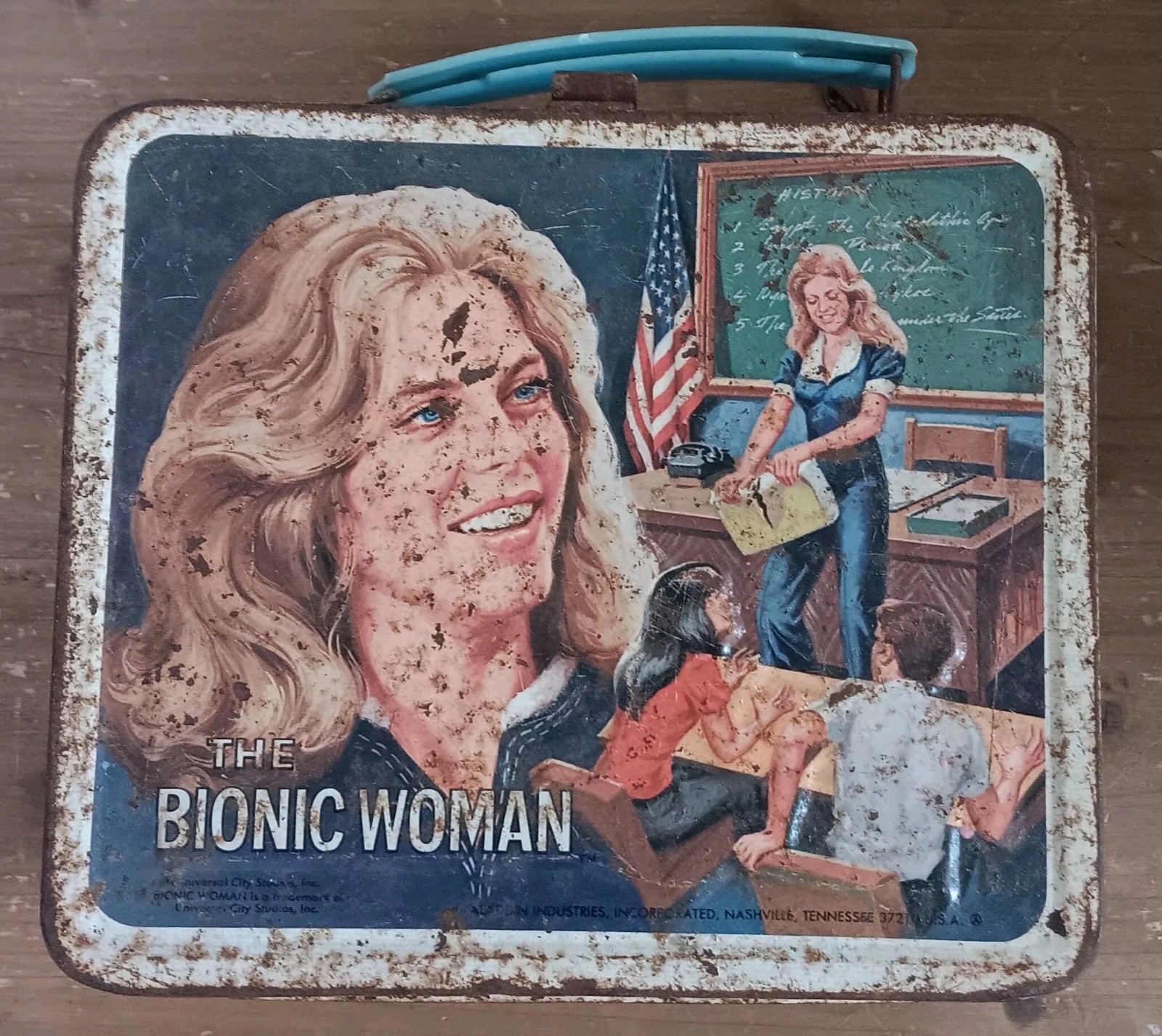 Bionic Woman Show Vintage 1978 Metal Lunchbox Lindsay Wagner Patina Rusty Vtg Bionic Woman Show Vintage 1978 Metal Lunchbox Lindsay Wagner Patina Rusty Vtg
