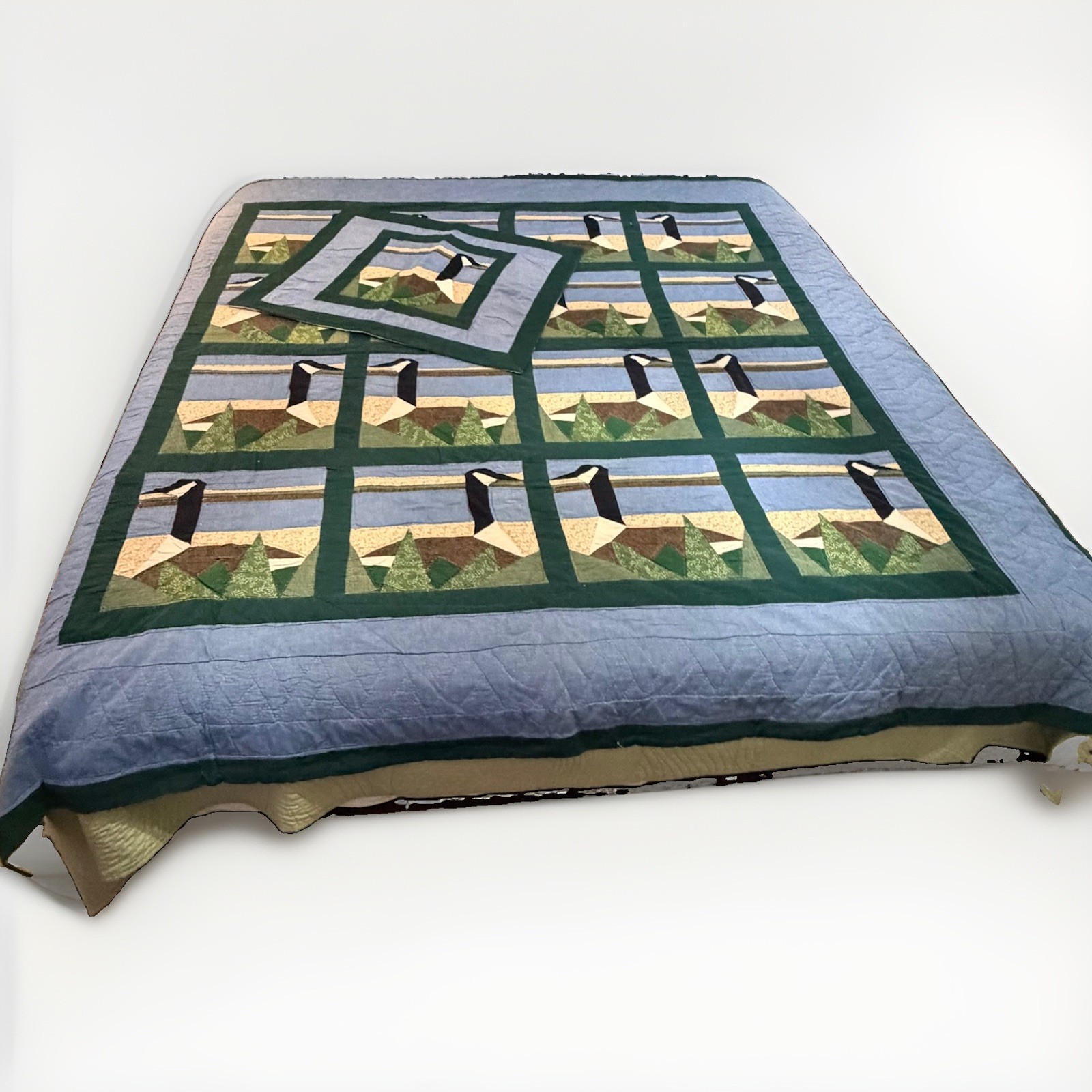 VTG Handmade Quilt Set 84x86 Canada Goose Patchwork Hand Quilted + 1 Sham EXC VTG Handmade Quilt Set 84x86 Canada Goose Patchwork Hand Quilted + 1 Sham EXC