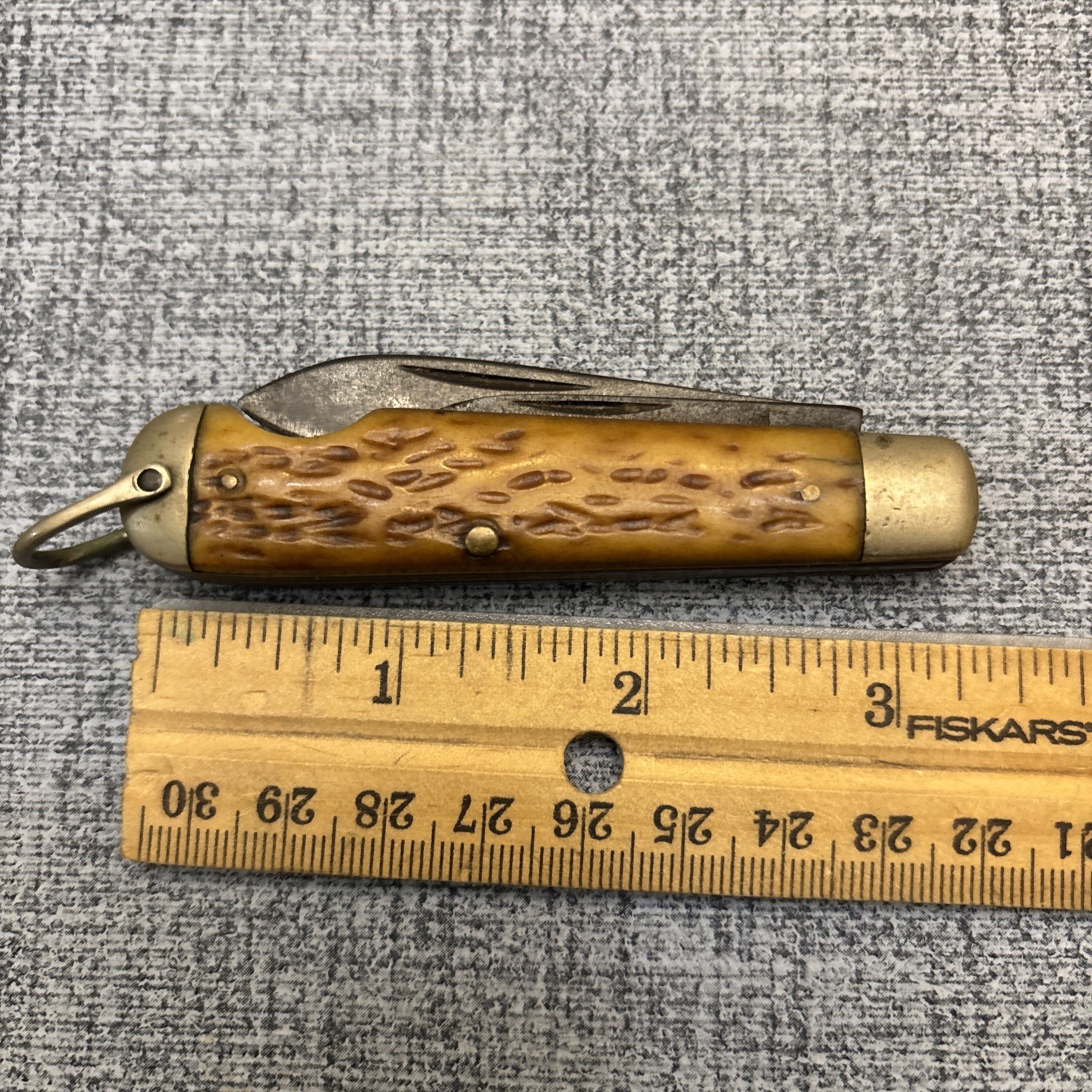 Vintage Pal Blade Co. Jigged Bone Handle 2 Blade Folding Knife Vintage Pal Blade Co. Jigged Bone Handle 2 Blade Folding Knife
