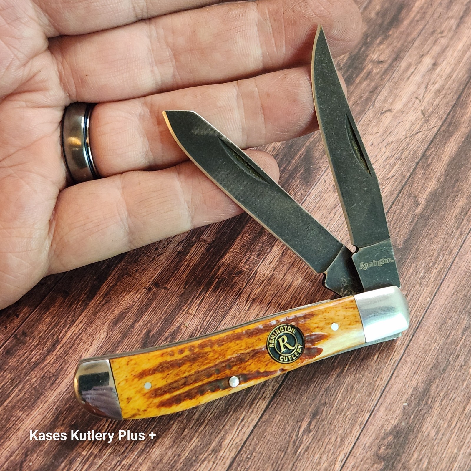 Remington Backwoods Trapper 3.5" Closed Bone Handles Folding Pocket Knife