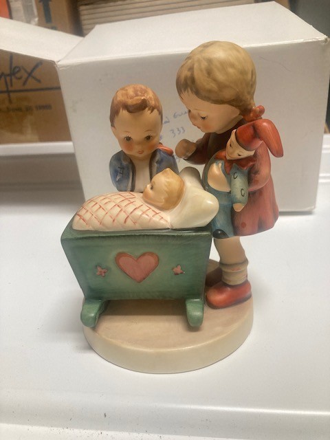 Goebel Hummel "Blessed Event" #333 Figurine TMK7 Vintage Germany w/ Box Excellen Goebel Hummel "Blessed Event" #333 Figurine TMK7 Vintage Germany w/ Box Excellen