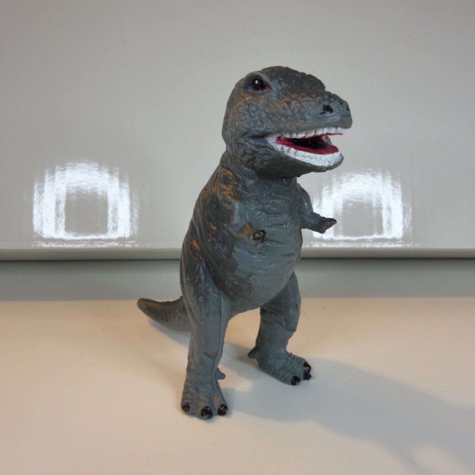 Vintage 1987 DINOSAUR T Rex Plastic T-Rex H-G Inc 3.25" Inch Tall Cool TRex Vintage 1987 DINOSAUR T Rex Plastic T-Rex H-G Inc 3.25" Inch Tall Cool TRex