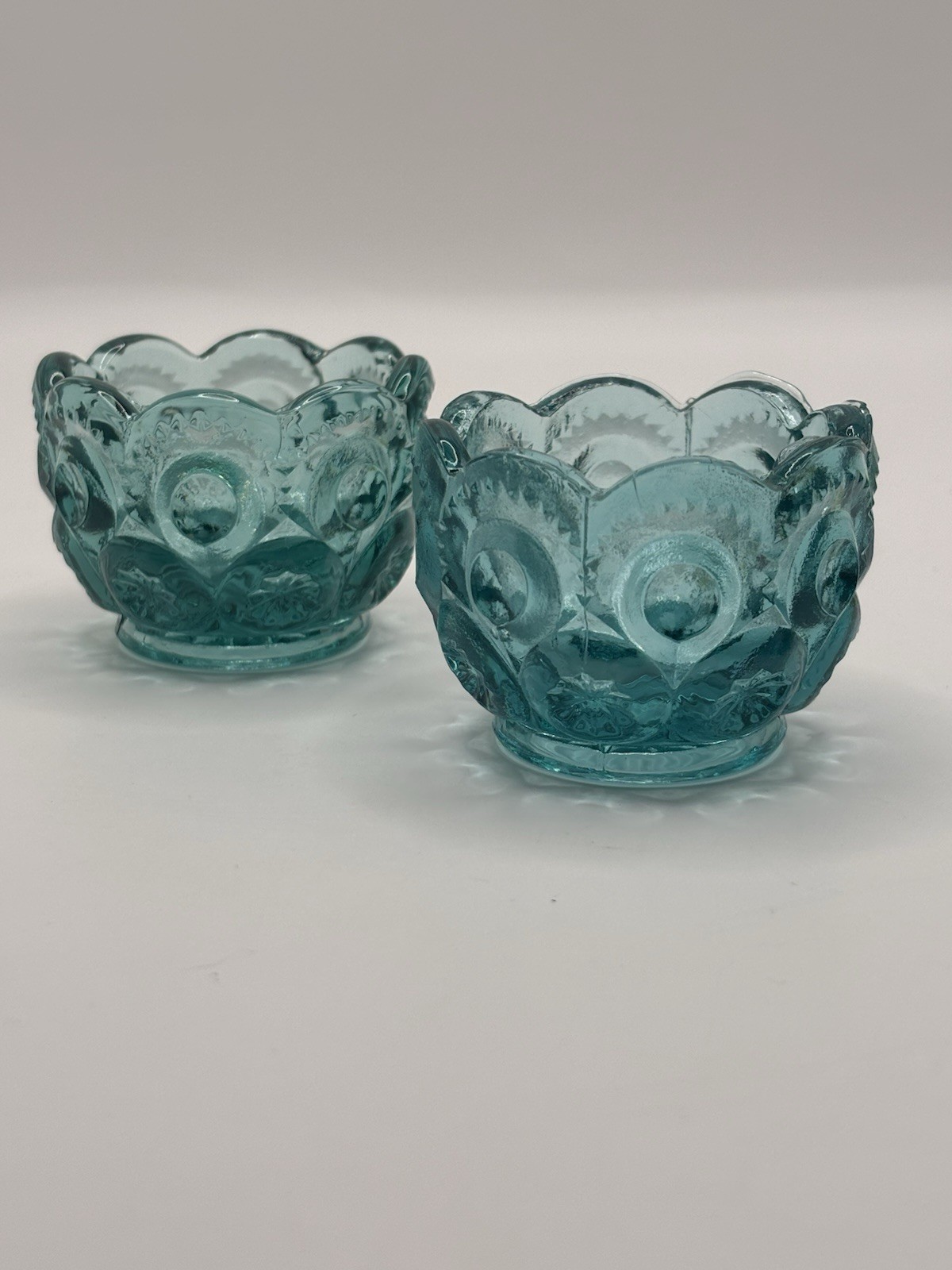 Vtg LE Smith Moon and Star Salt Cellar Aqua Blue Glass Scalloped Salt Dip MCM Vtg LE Smith Moon and Star Salt Cellar Aqua Blue Glass Scalloped Salt Dip MCM