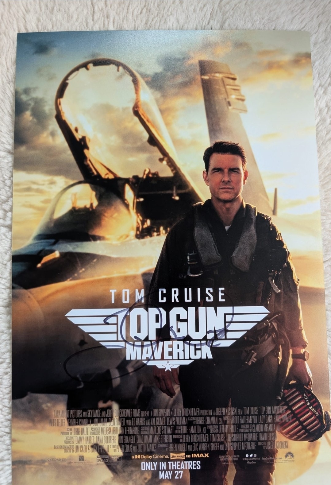 Tom Cruise Signed Top Gun Maverick 10x15 Poster Tom Cruise Signed Top Gun Maverick 10x15 Poster