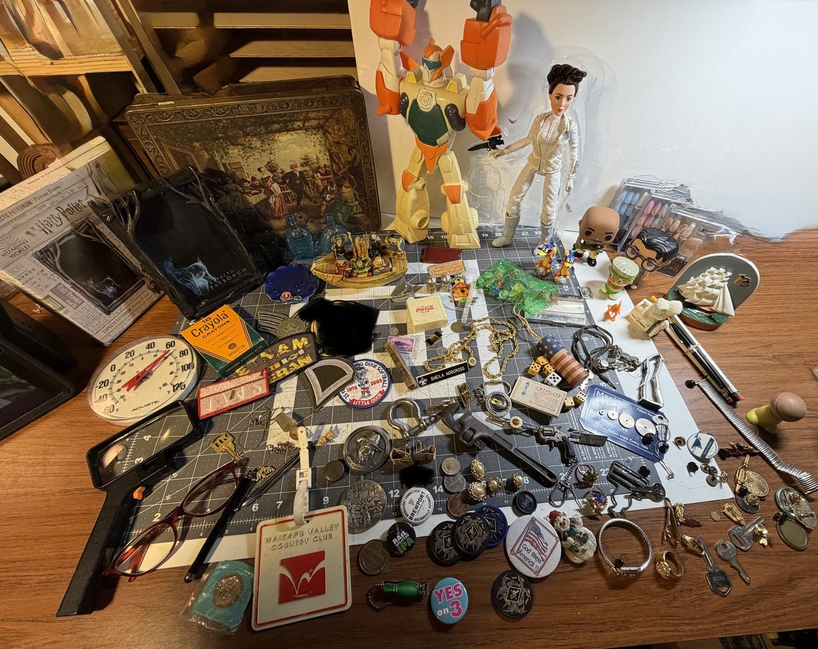 Huge junk Drawer Lot Toys Vintage Jewlery Figures More Huge junk Drawer Lot Toys Vintage Jewlery Figures More