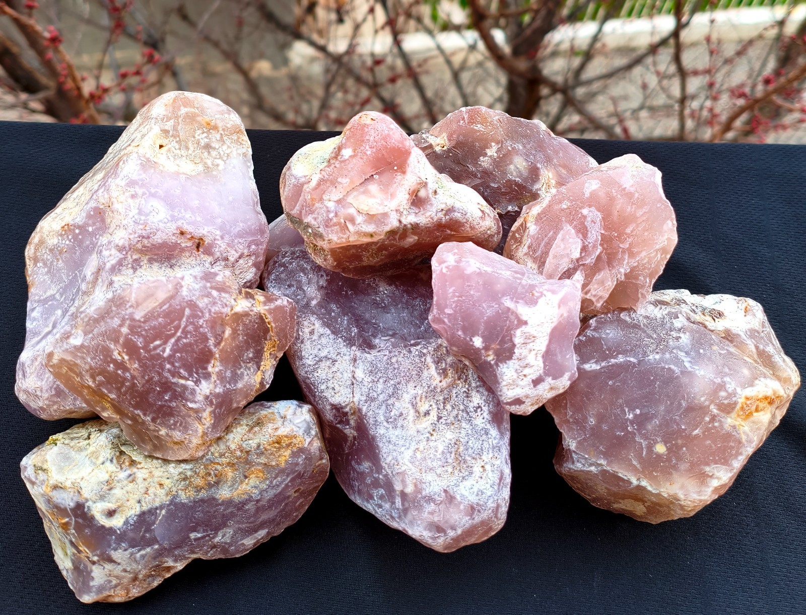 Wholesale Raw Good Color Pink Chalcedony 1 kg Wholesale Raw Good Color Pink Chalcedony 1 kg