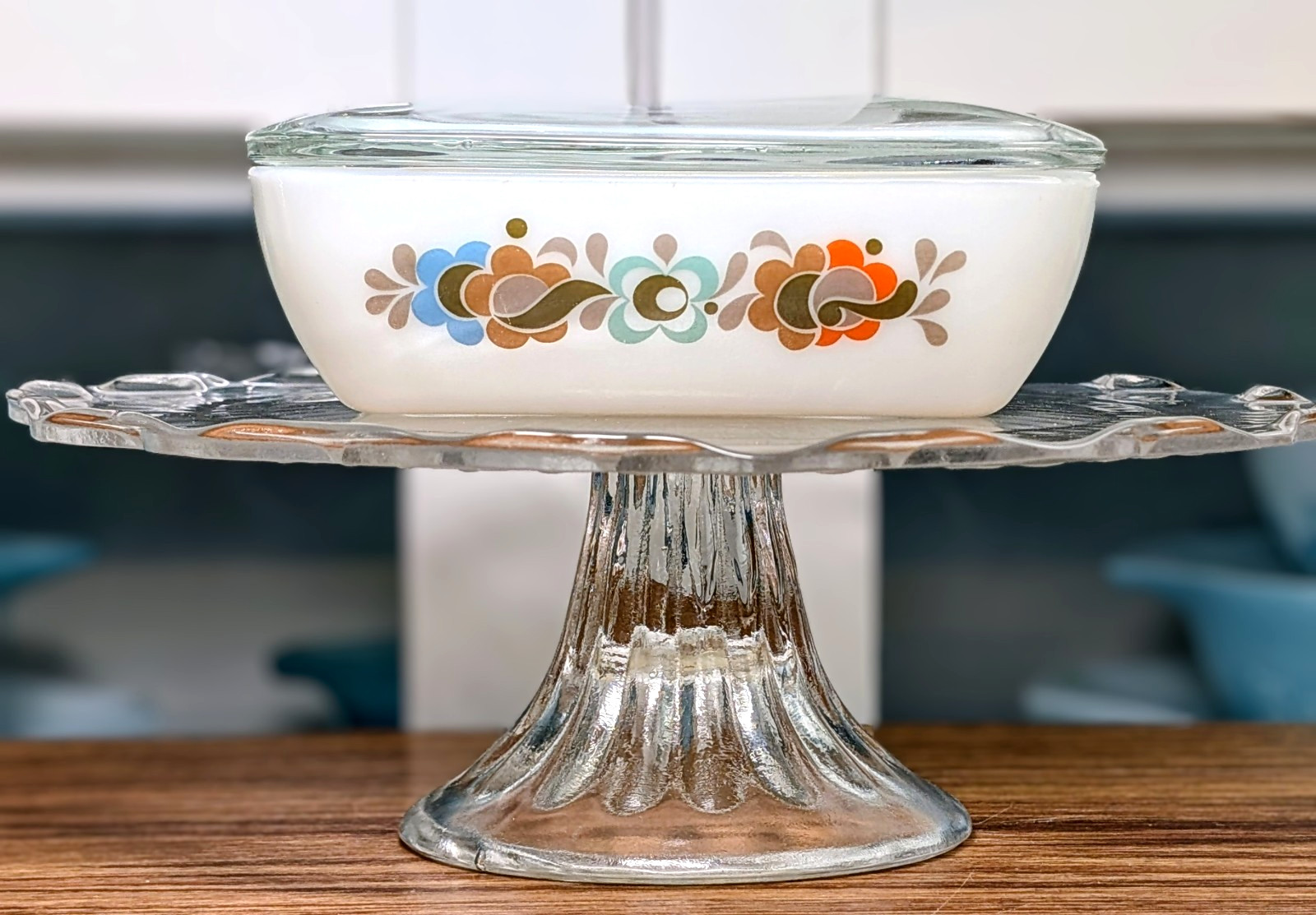 Vintage Pyrex JAJ England "Tempo" (1972) Butter Dish with Lid Vintage Pyrex JAJ England "Tempo" (1972) Butter Dish with Lid
