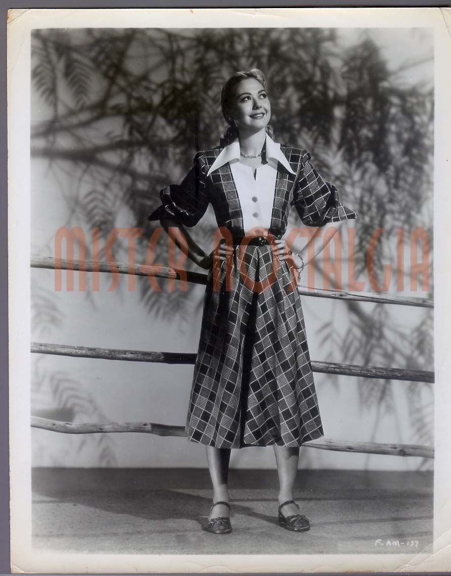 VINTAGE PHOTO 1945 Adele Mara Republic Pictures Fashion Photo 137