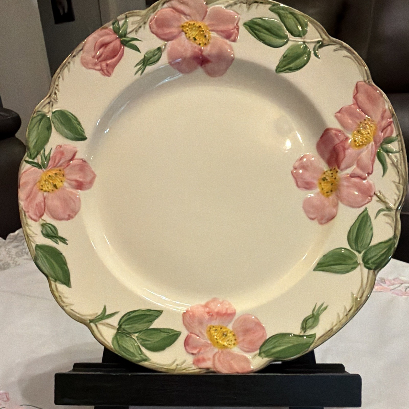 Franciscan Desert Rose 10 3/4” Dinner Plates Set of 4 USA .Excellent No Crazing