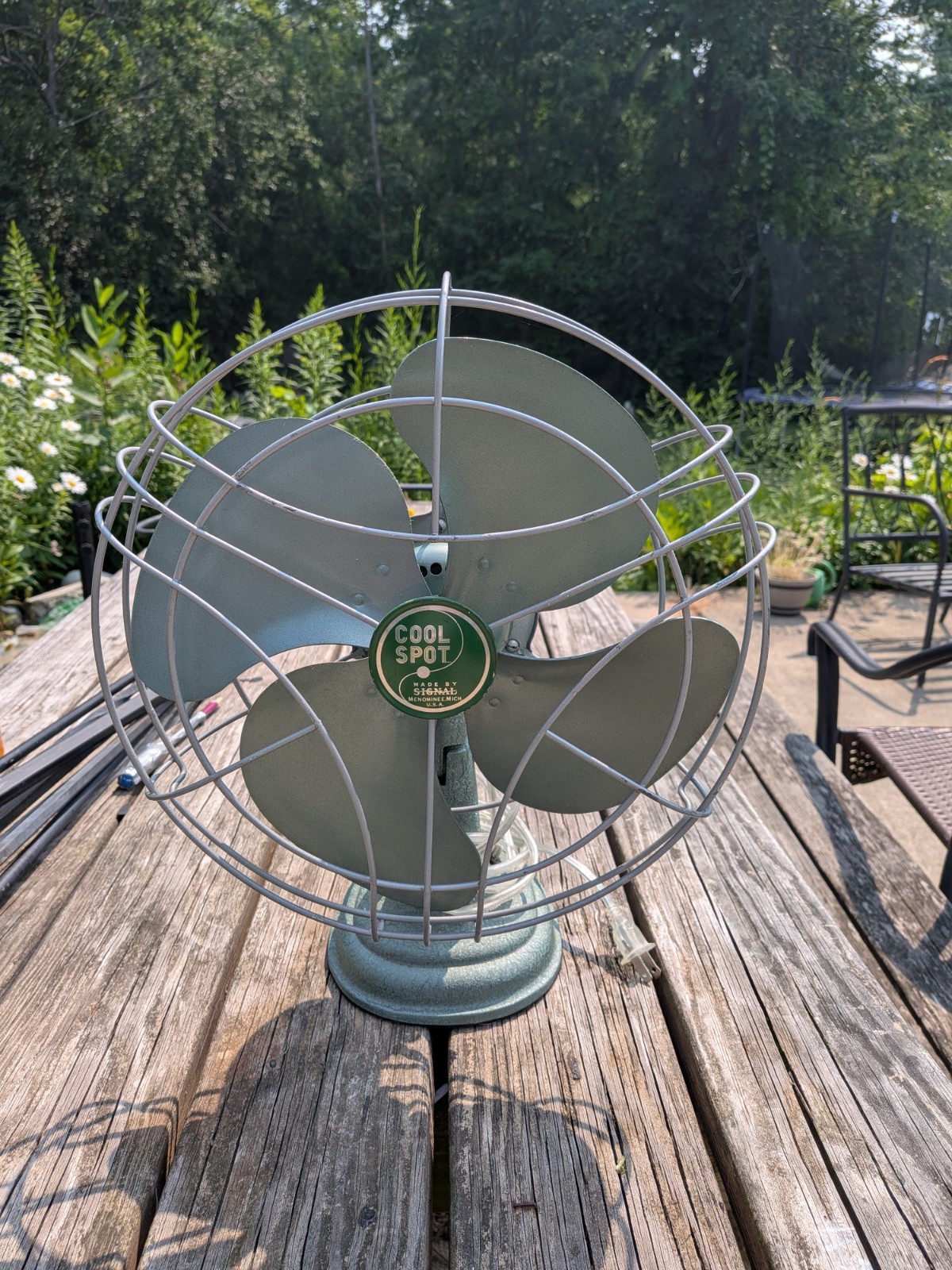 Vintage 1930s Cool Spot by Signal 12" Electric Fan - Tested and Working Restored Vintage 1930s Cool Spot by Signal 12" Electric Fan - Tested and Working Restored