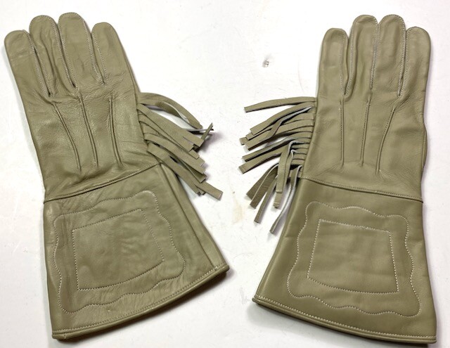 INDIAN WARS US ARMY CAVALRY LEATHER GAUNTLETS GLOVES W/FRINGES-XLARGE INDIAN WARS US ARMY CAVALRY LEATHER GAUNTLETS GLOVES W/FRINGES-XLARGE