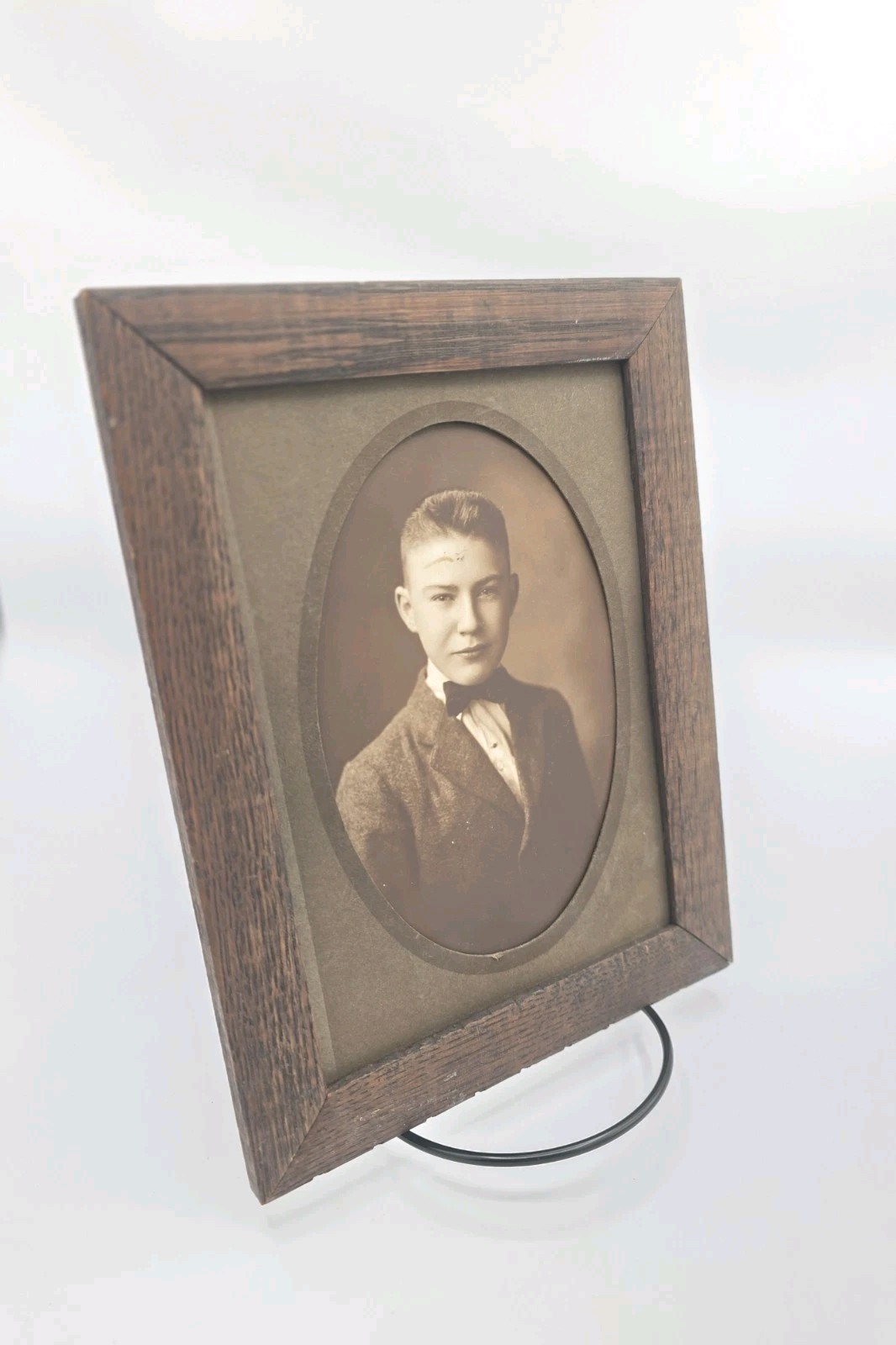 Antique Framed Photo Portrait Young Boy Bowtie Oval Wood Frame