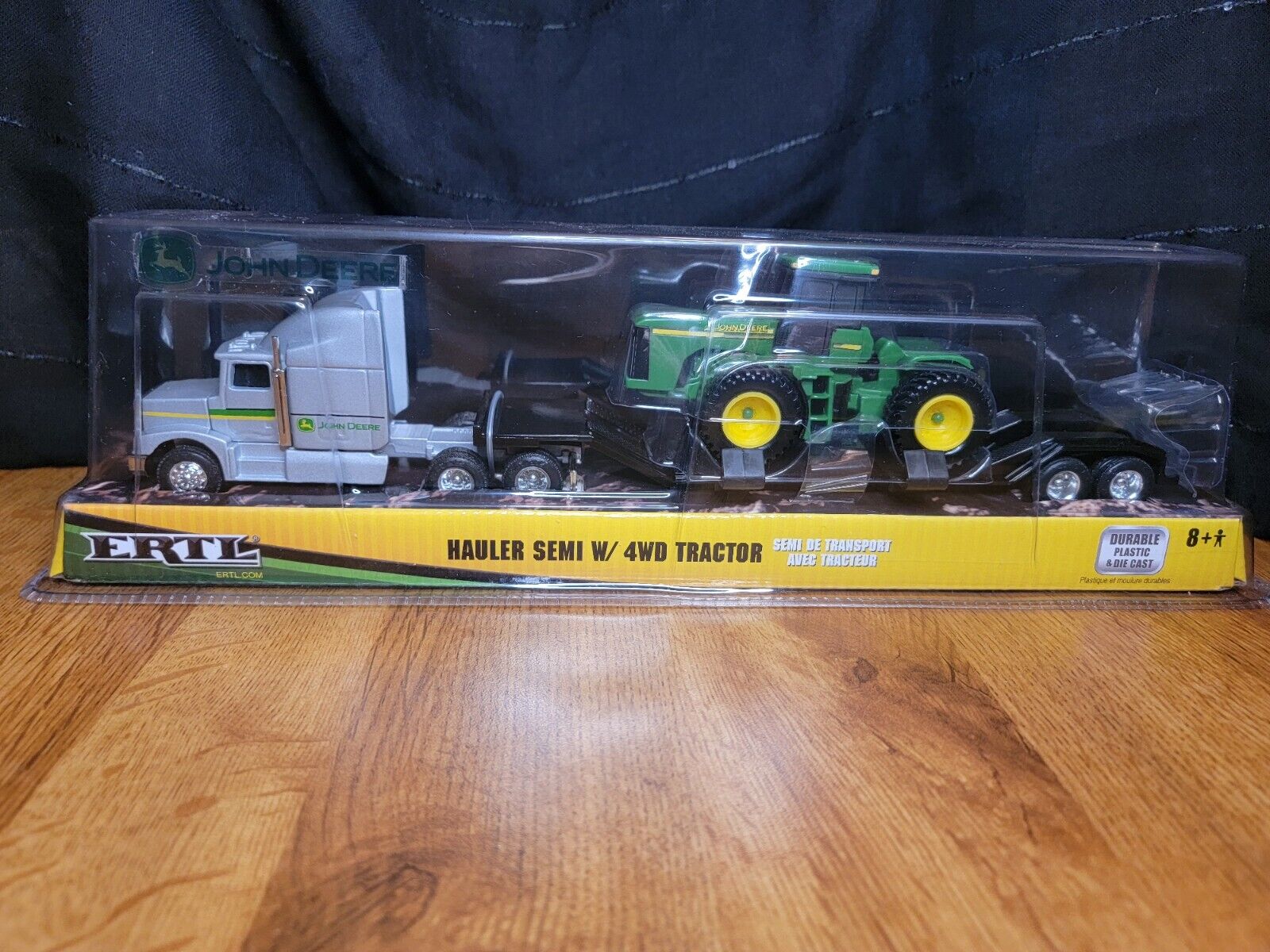 2007 ERTL John Deere Hauler Semi W/ 4WD Tractor Farm Toy NEW In Box Age 8+
