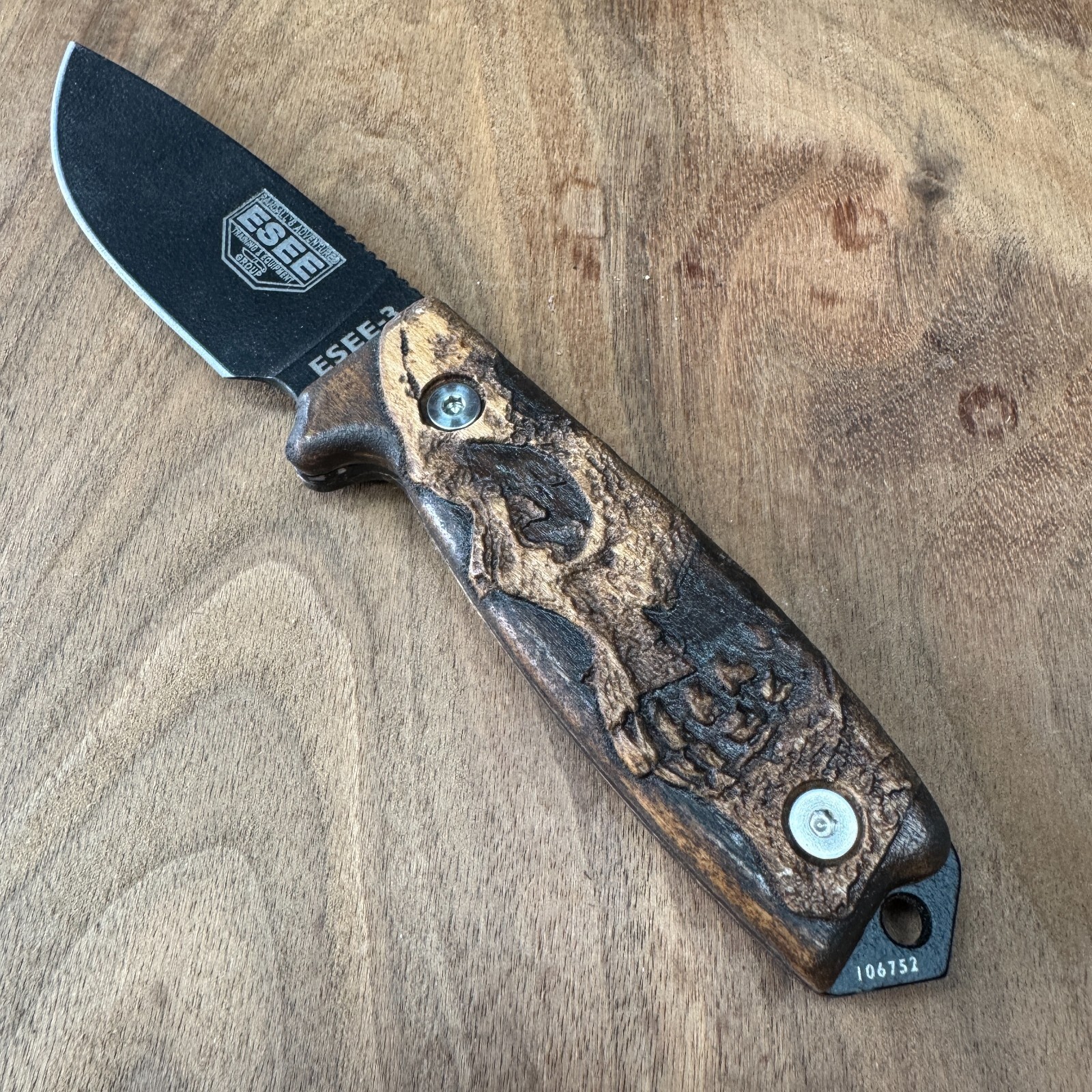 Shadowskull scales compatible with ESEE-3/4 knife Maple Shadowskull scales compatible with ESEE-3/4 knife Maple