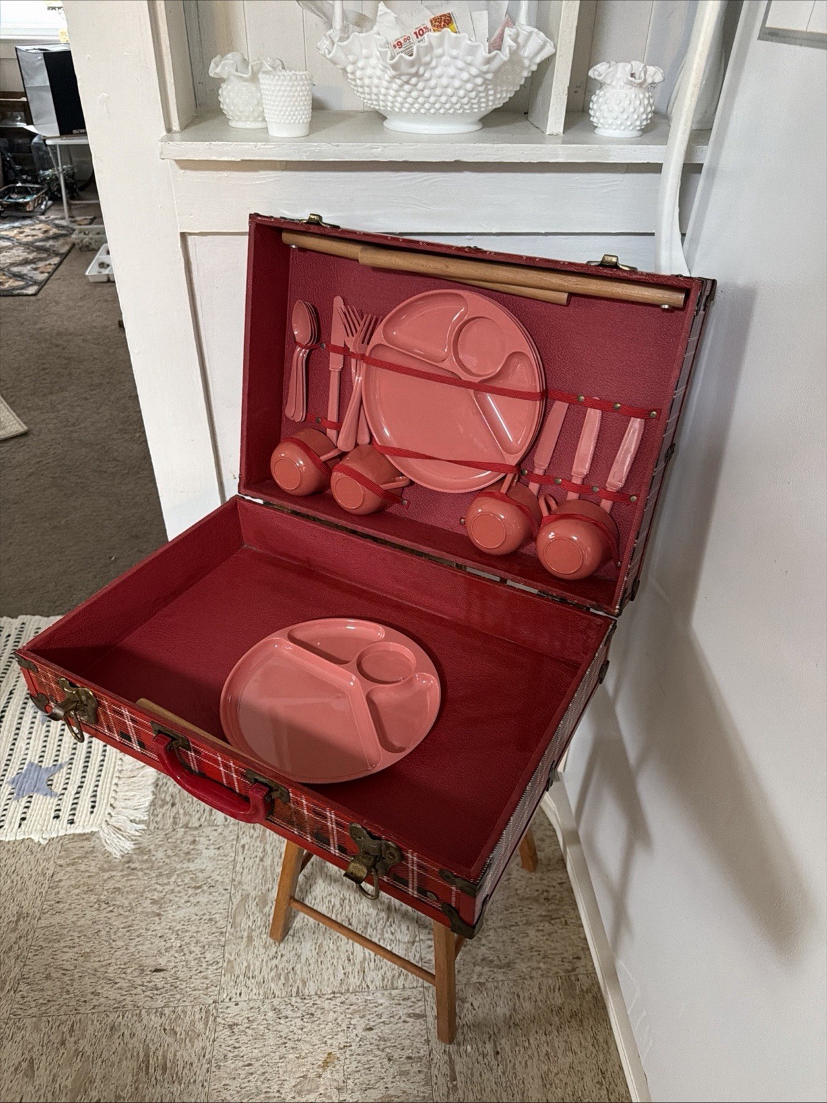 VTG Red Plaid Lithograph Tin Picni Table Suitcase Gothamware Serving Set RARE