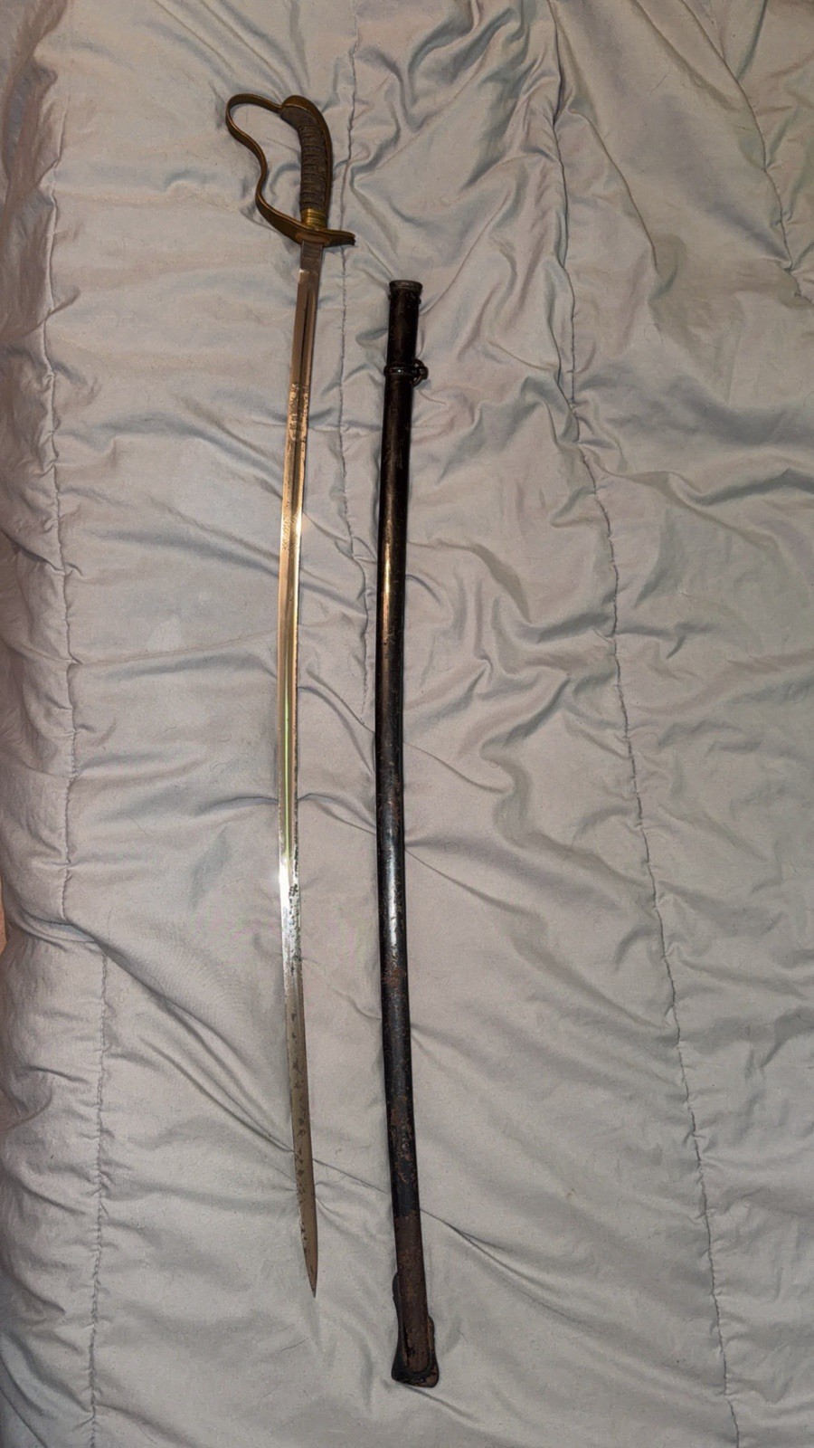 Antique WWI Bavarian Artillery Officer's Sword with "In Treue Fest" Etched Blade Antique WWI Bavarian Artillery Officer's Sword with "In Treue Fest" Etched Blade