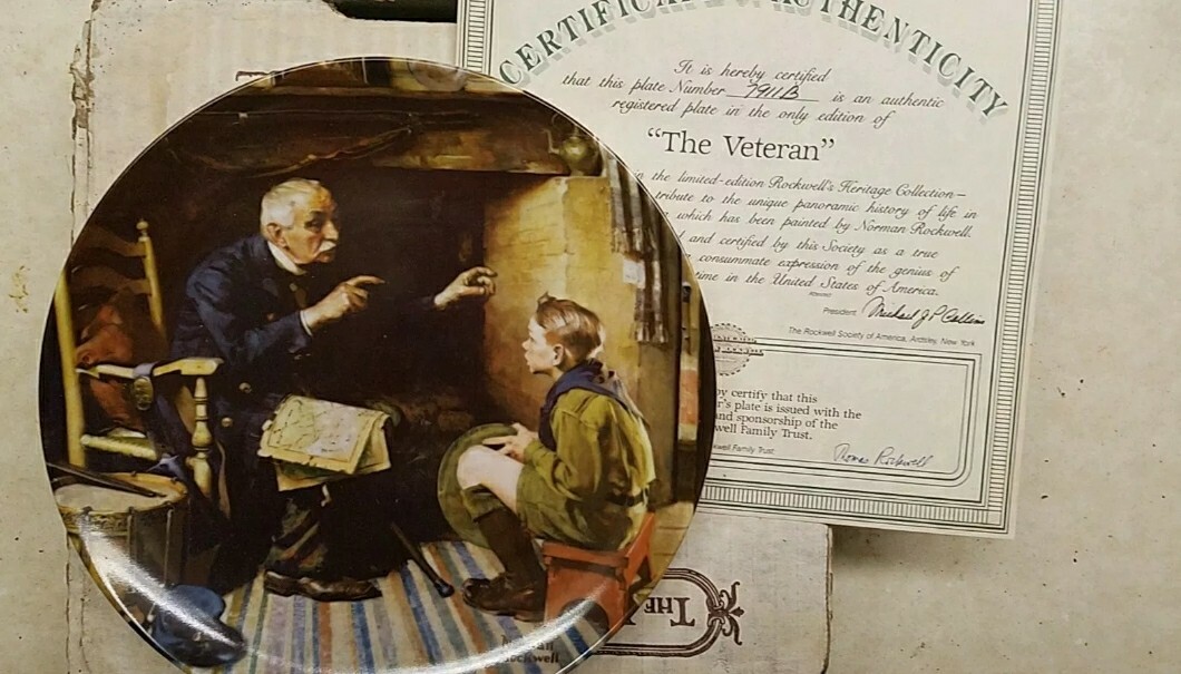 KNOWLES CHINA COLLECTOR PLATE, NORMAN ROCKWELL, 1988, "THE VETERAN" NIB KNOWLES CHINA COLLECTOR PLATE, NORMAN ROCKWELL, 1988, "THE VETERAN" NIB