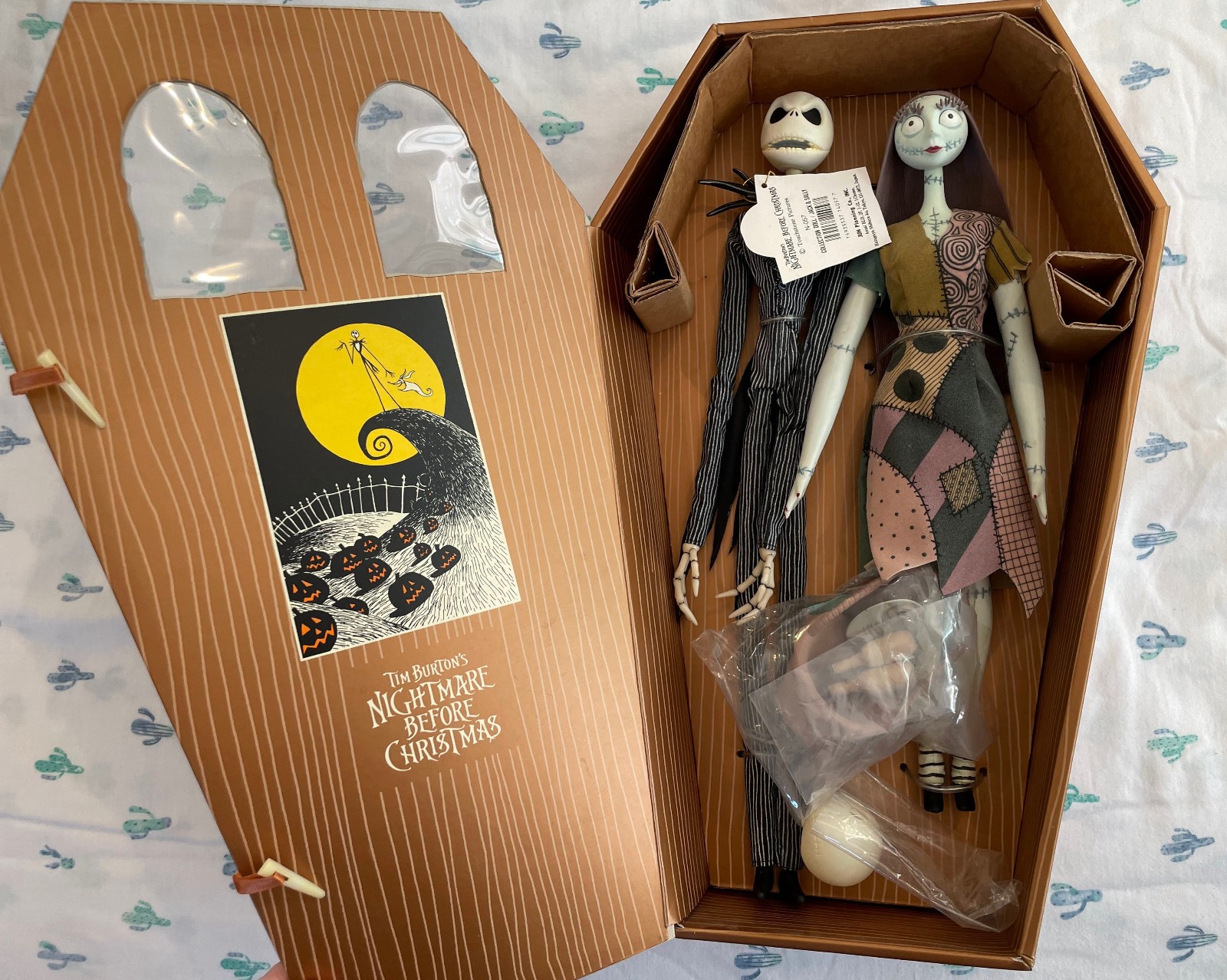 RARE 1998 Jun Planning Jack & Sally Doll Set LE 6000 NIB Coffin Box N-057 RARE 1998 Jun Planning Jack & Sally Doll Set LE 6000 NIB Coffin Box N-057