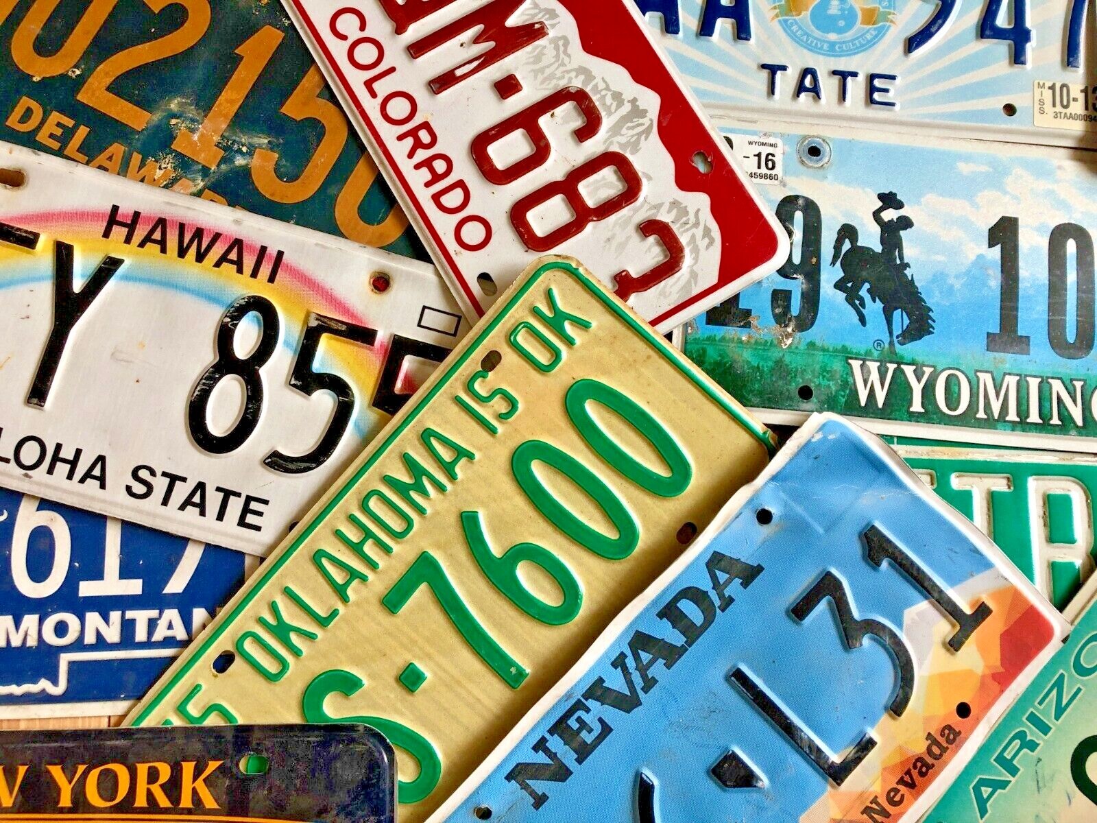 Authentic License Plates - All States Available & More In Craft Condition Authentic License Plates - All States Available & More In Craft Condition