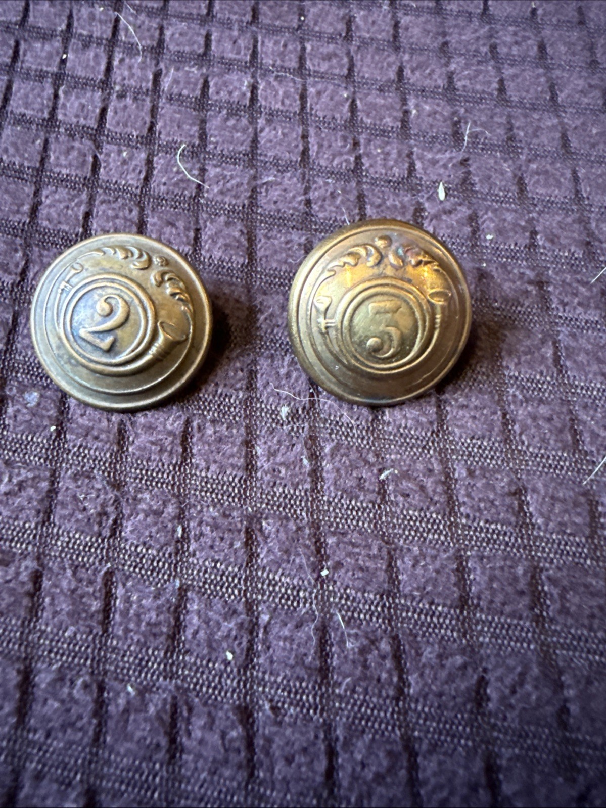 WWI Antique Belgian 2nd & 5th Regiment of Riflemen Chasseurs Buttons Lot Pair WWI Antique Belgian 2nd & 5th Regiment of Riflemen Chasseurs Buttons Lot Pair