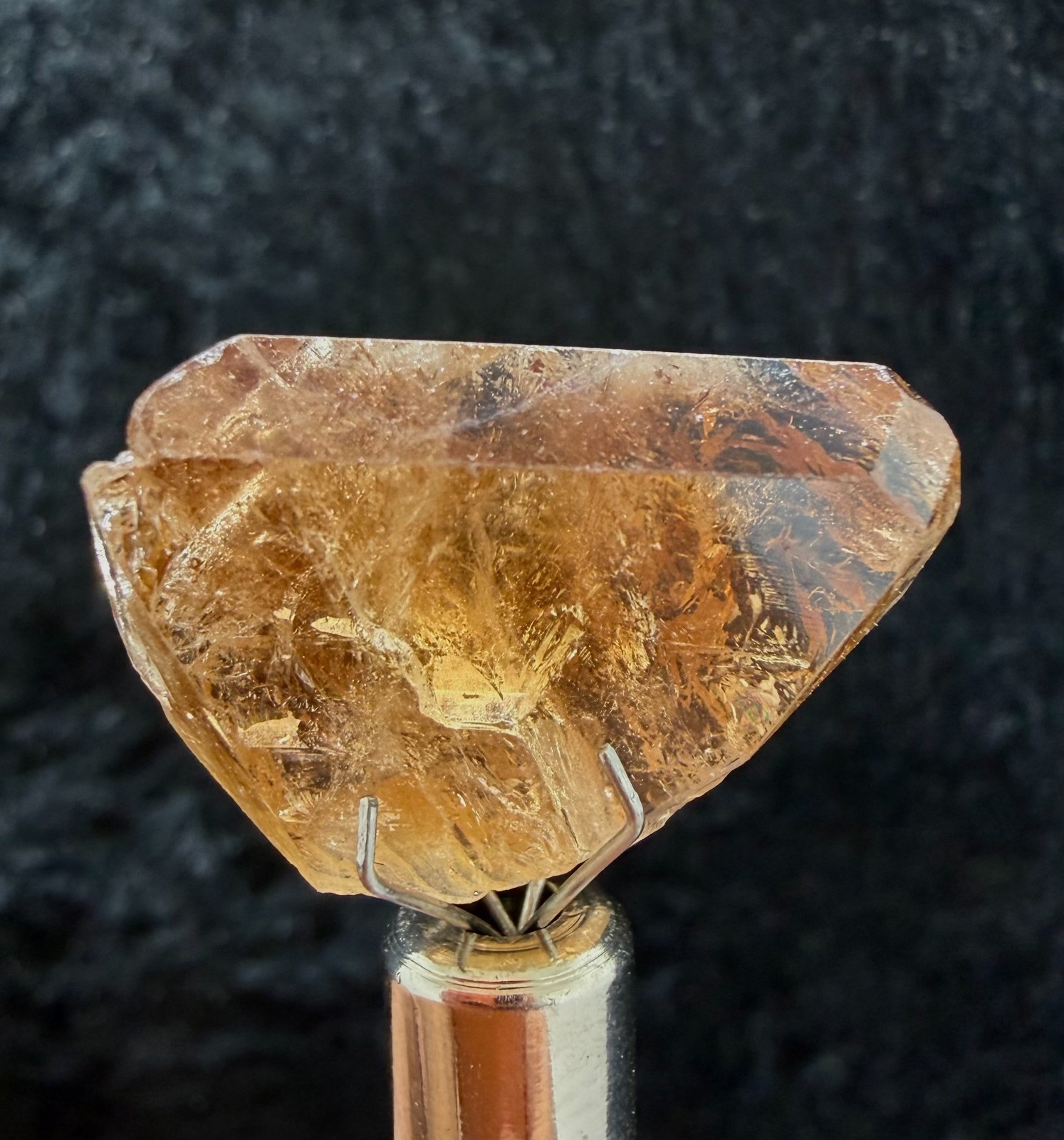24 carat Topaz From Skardu Pakistan 24 carat Topaz From Skardu Pakistan
